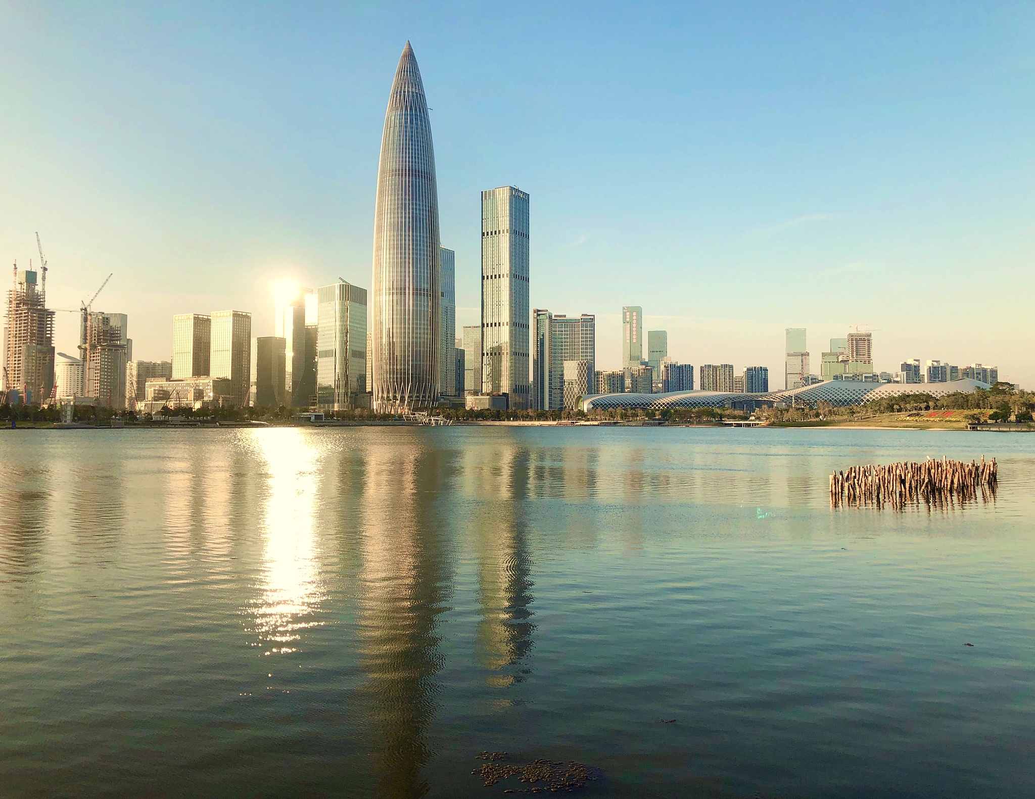 冬日暖阳：温暖的阳光照亮心灵