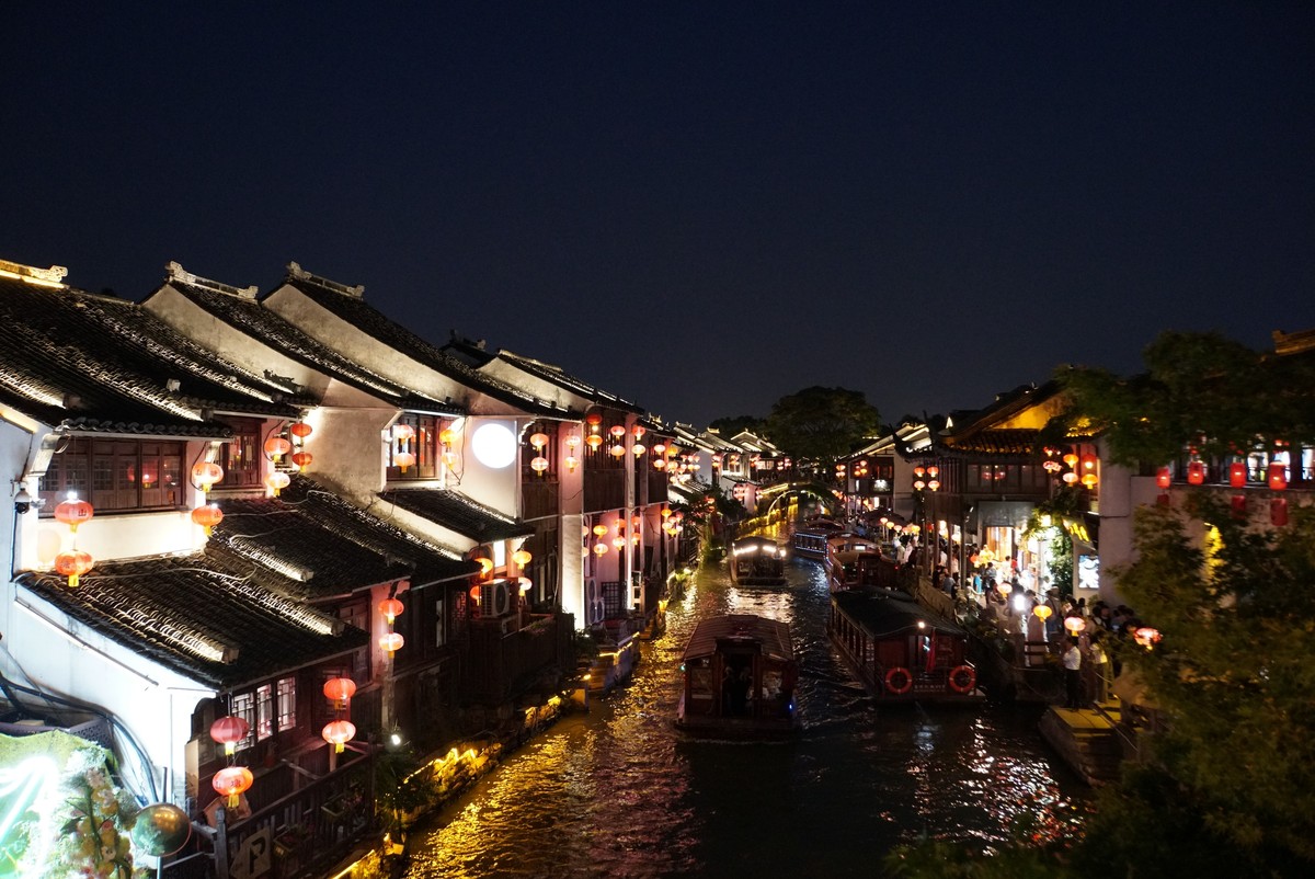 古城背景音乐推荐：10首经典纯音乐带你穿越时空