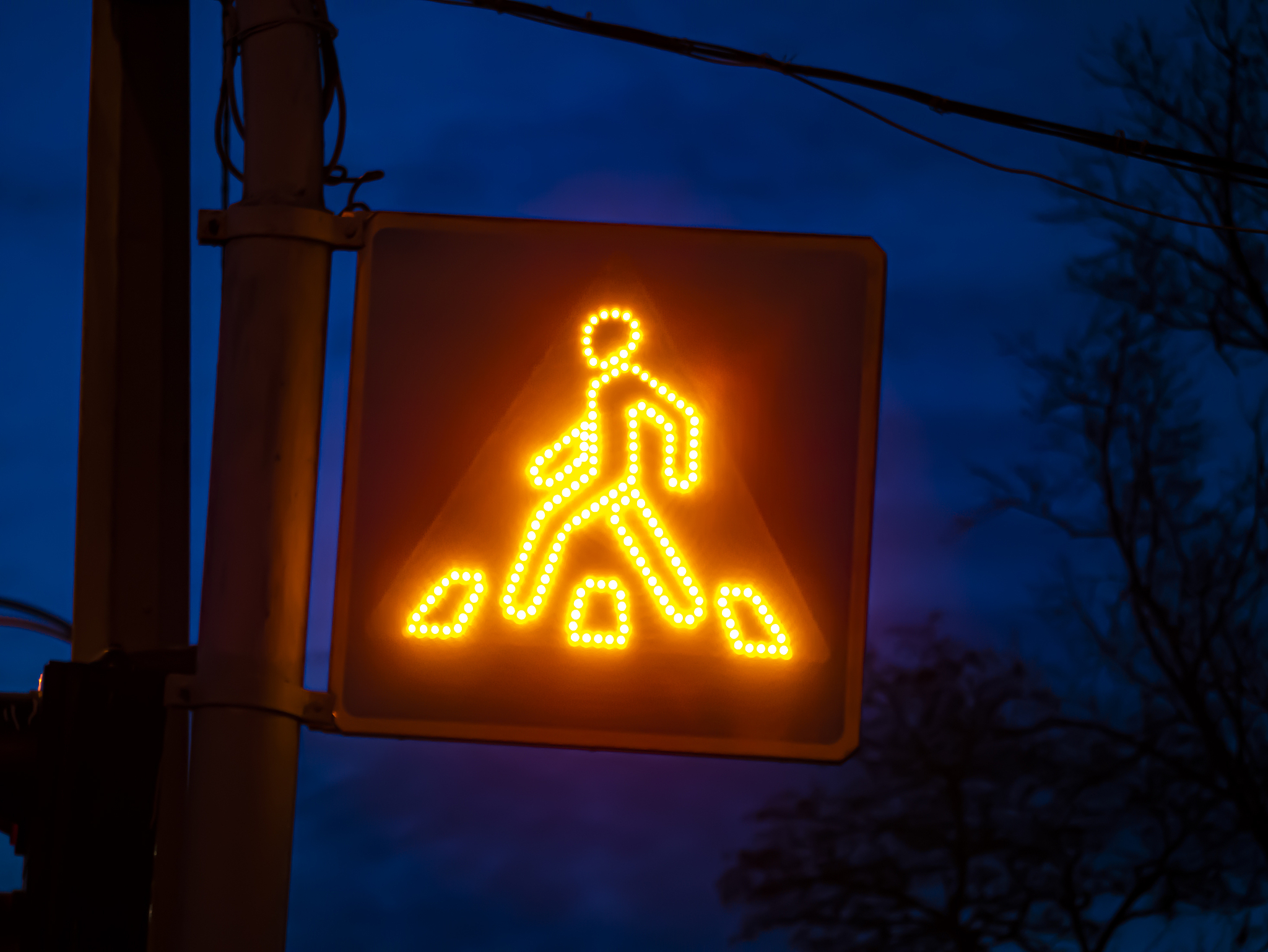 反光贴：提高夜间可见性，保障行车安全