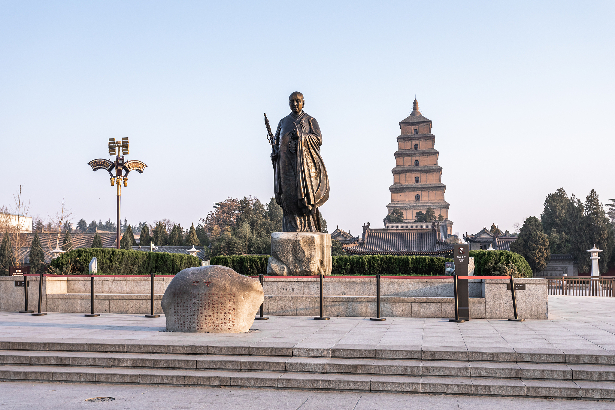 陕西旅游攻略：华山、钟楼、大雁塔、兵马俑等景点推荐