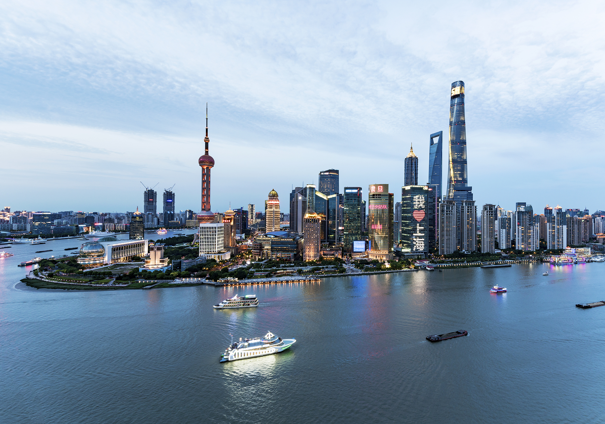 shanghai skyline at night