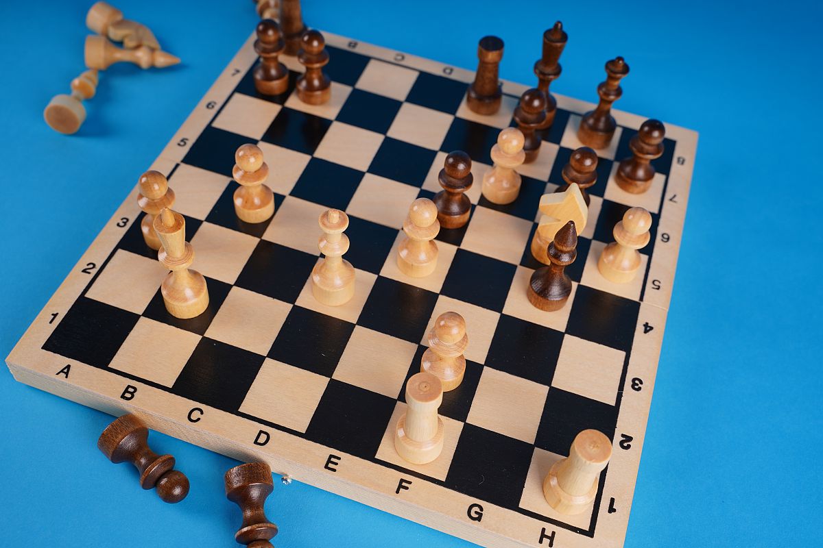 对基于QT实现的一种下五子棋的App软件进行需求分析