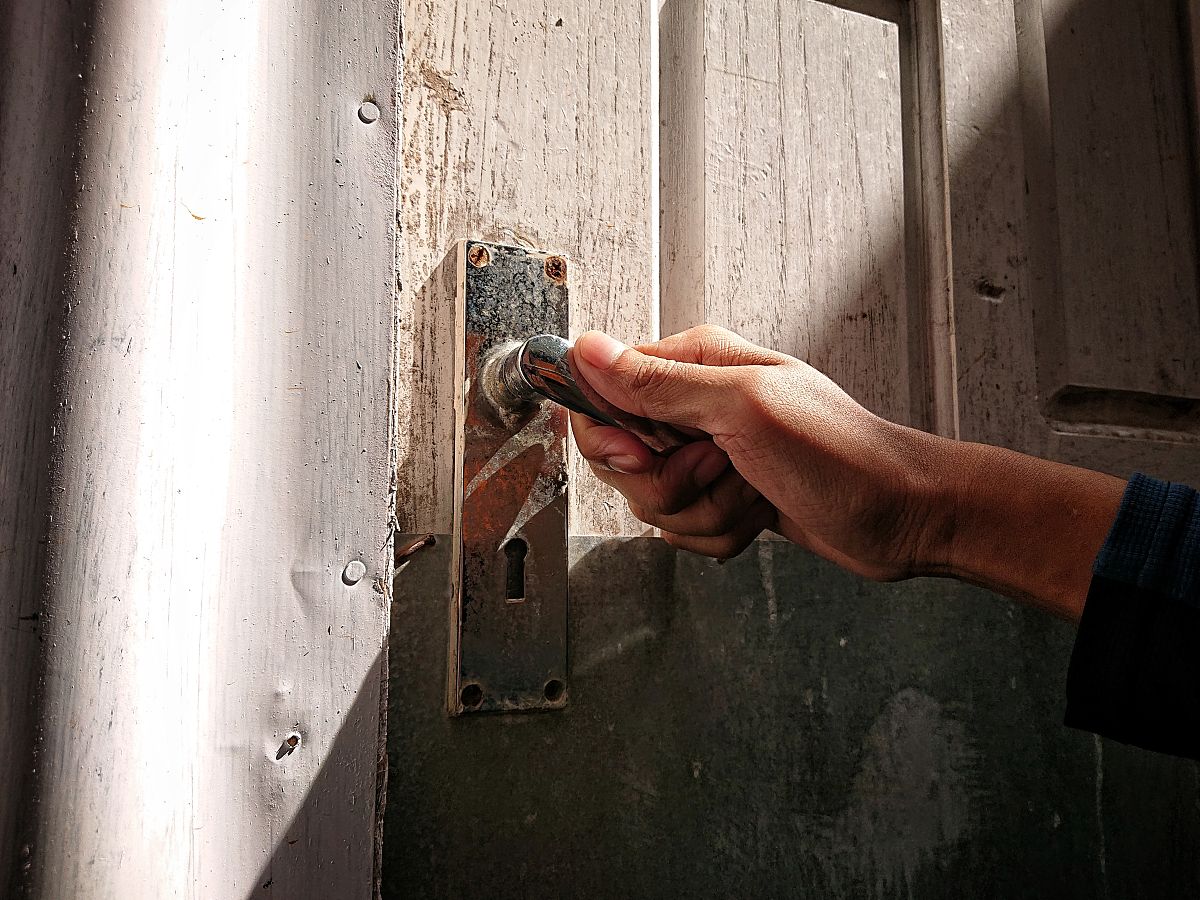 入户门焊点开了怎么办回答+拓展