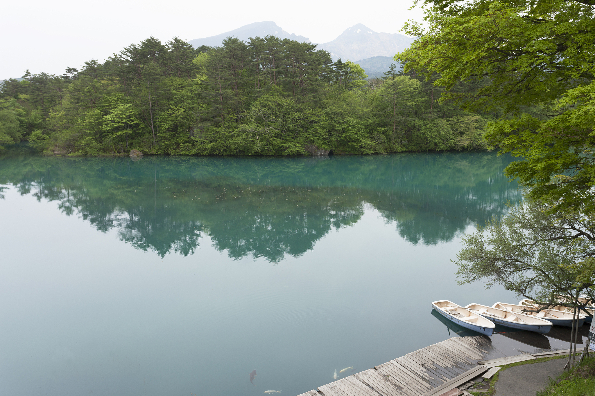lake in kitashiobara