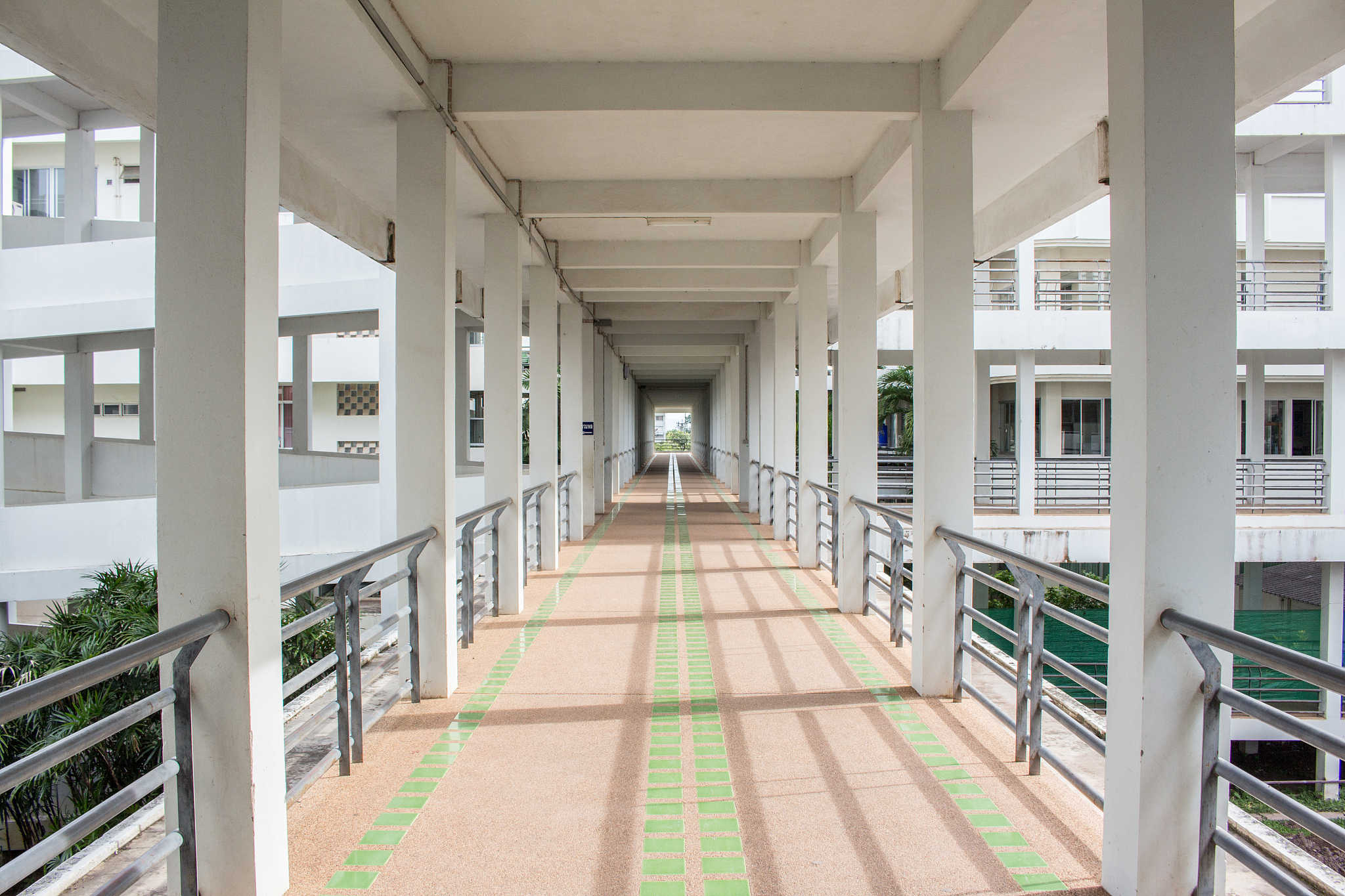 walk way