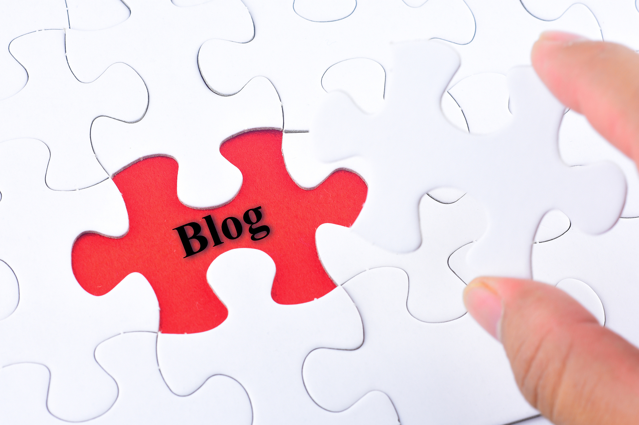 missing jigsaw puzzle piece with word blog