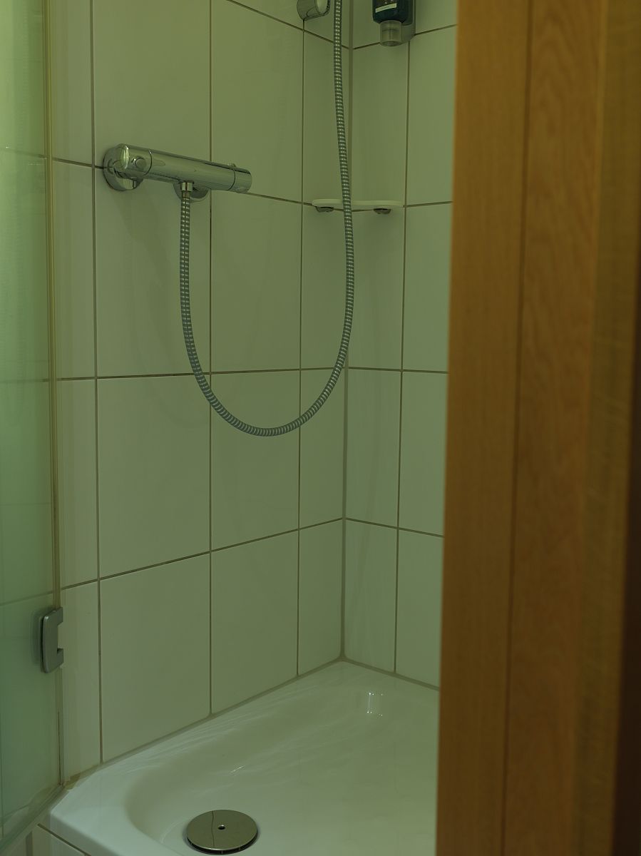 打造温馨舒适的卫生间：女生独居小户型改造经验分享