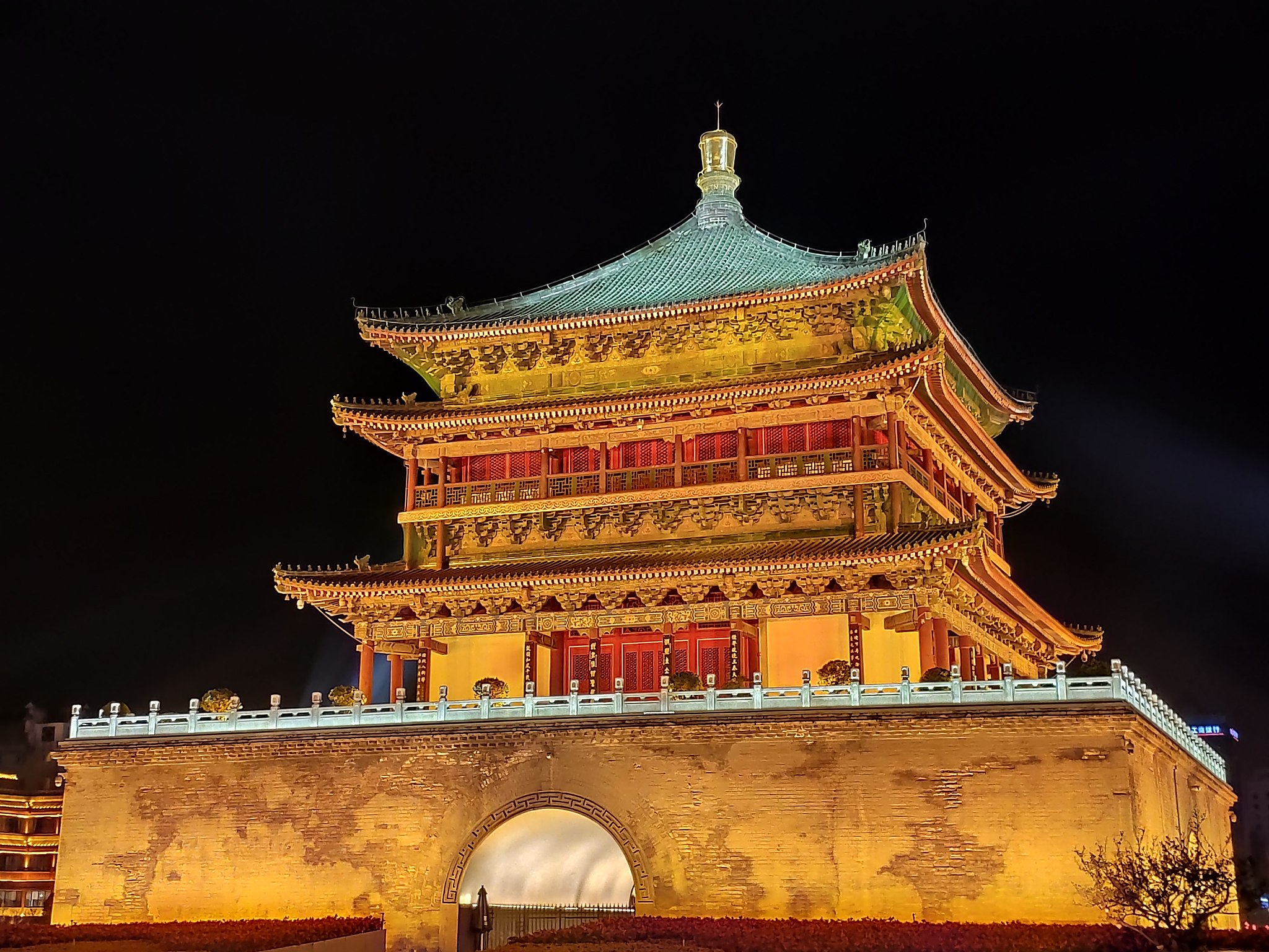 从哪可以看出西安是旅游热门城市