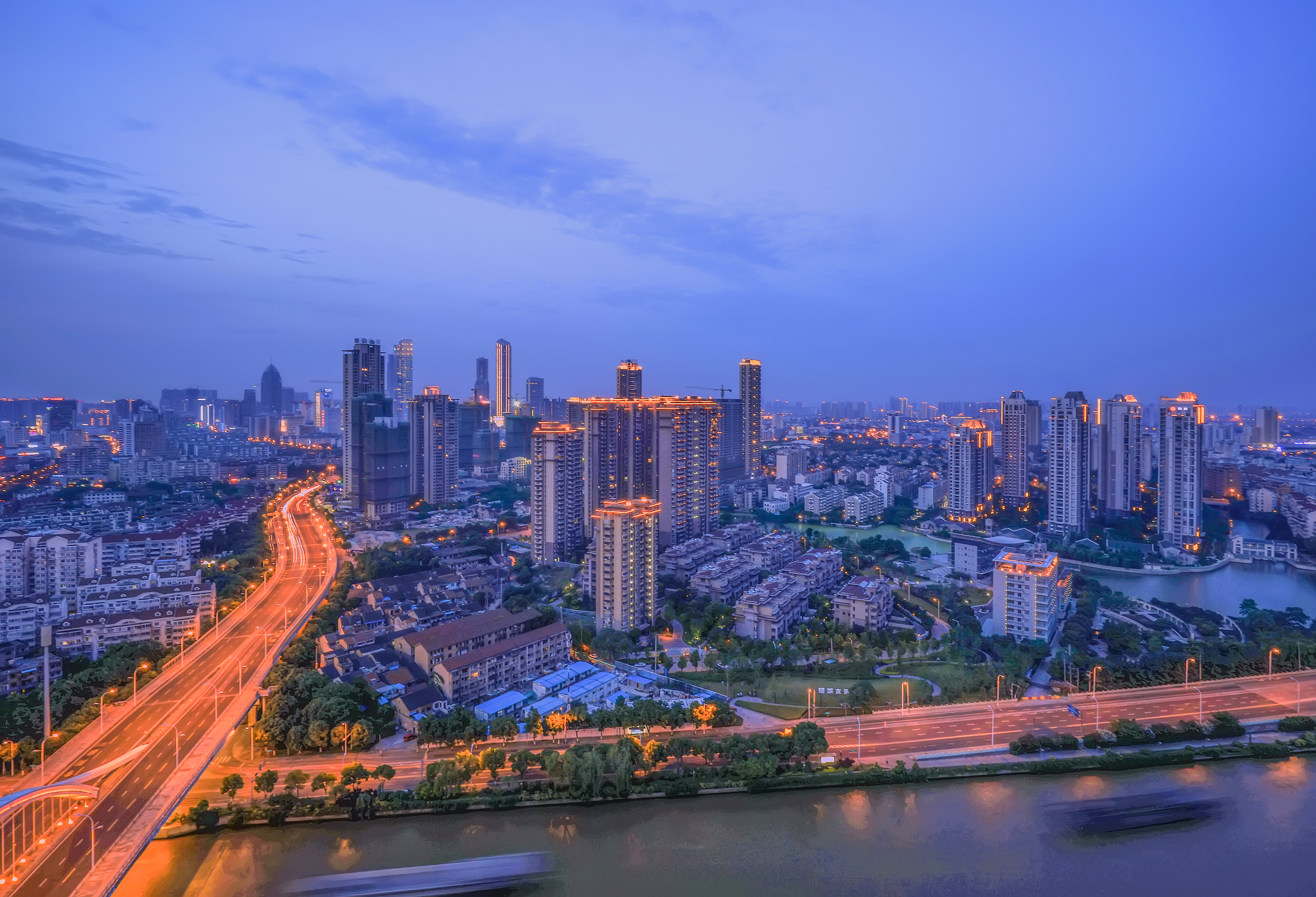 the grande canale coastal wuxi city night