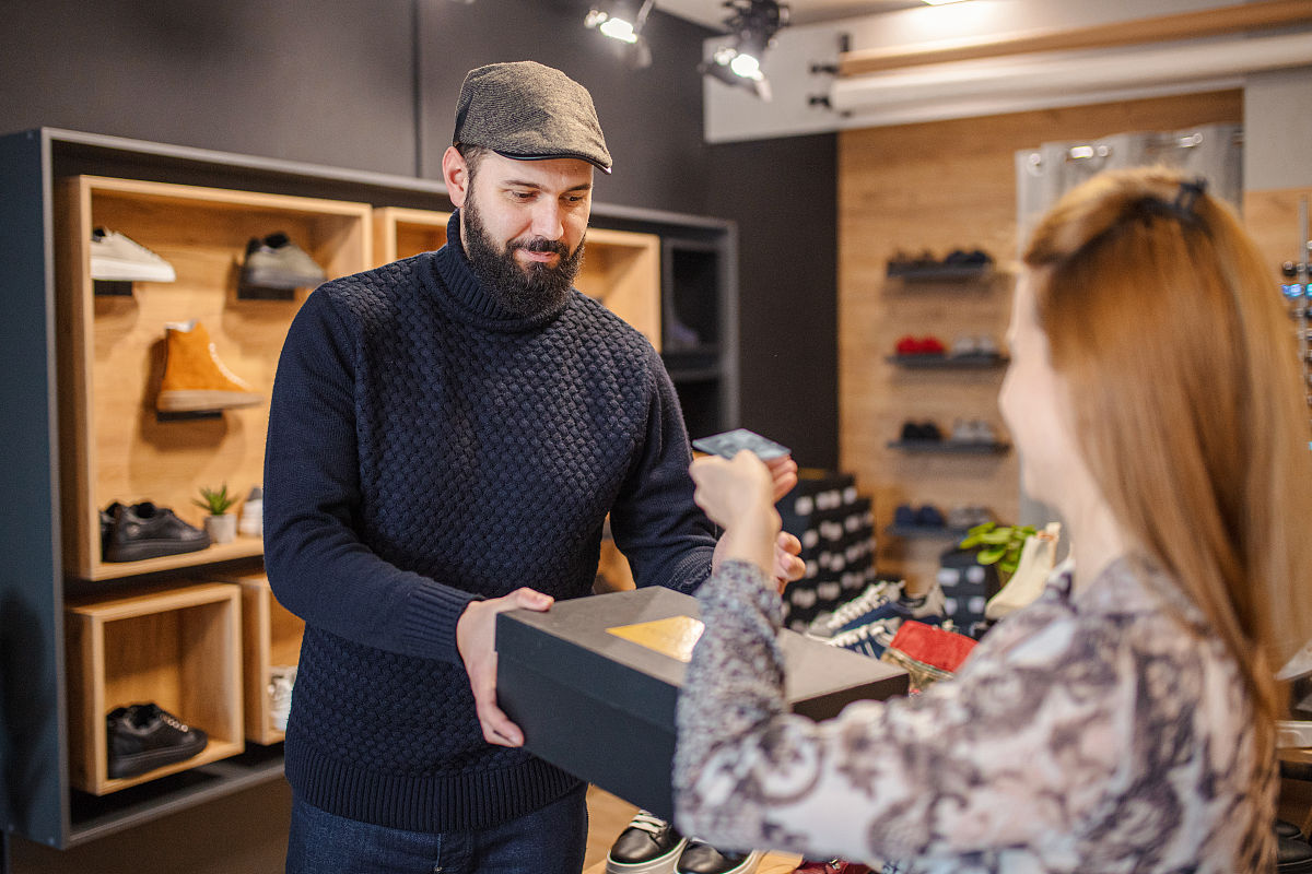 95分a级成色鞋能买吗回答加拓展。