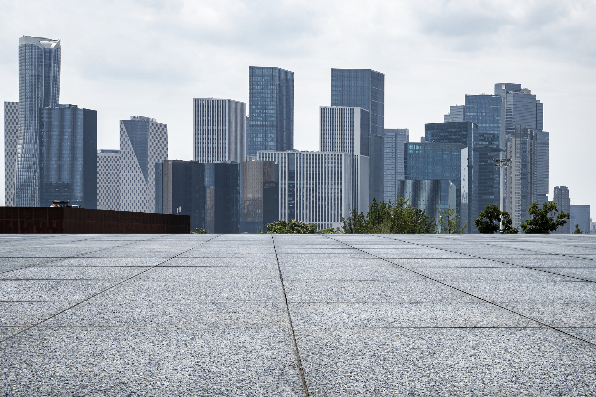 天斧宫地址：杭州西湖文化广场，交通便利