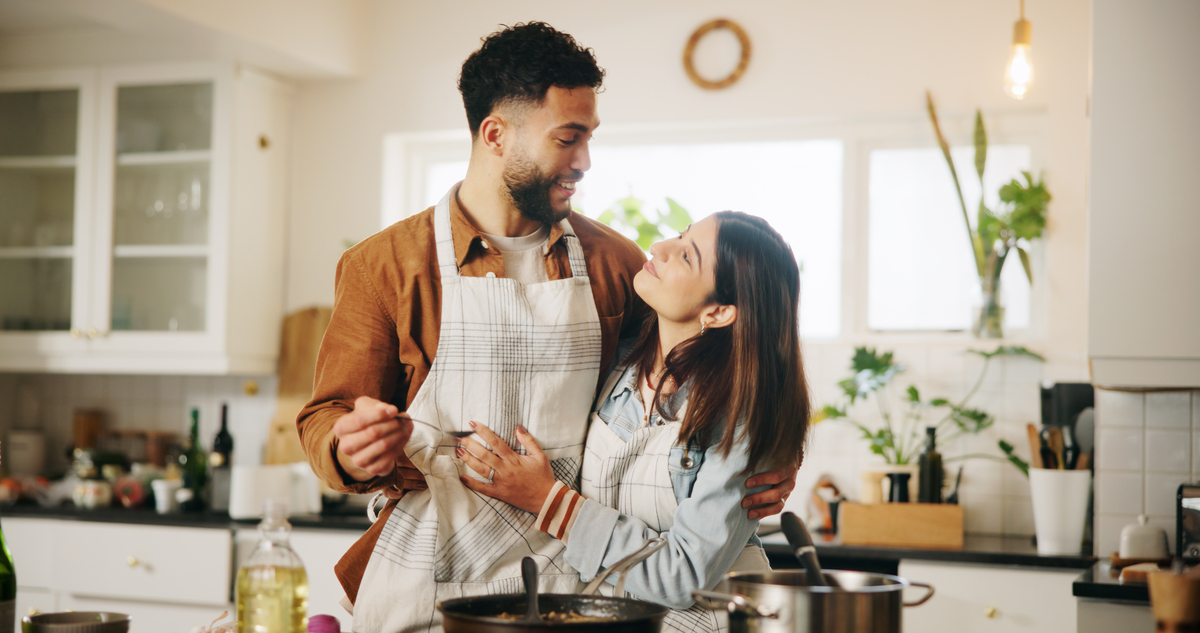 如果让自己成为一个厨艺很好说话幽默可以每天让女朋友开心的好男人