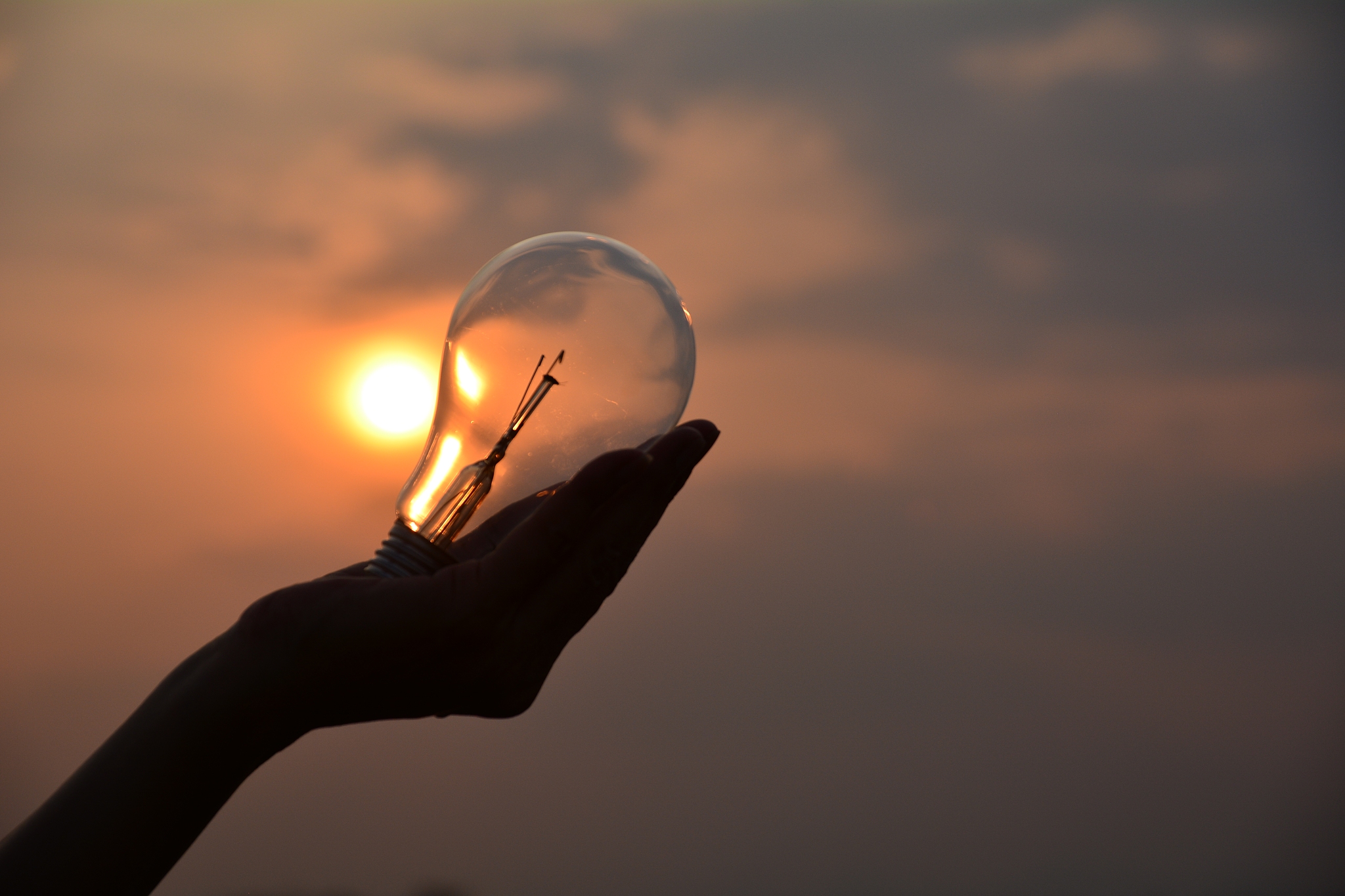 点亮心中那盏灯：战胜迷茫，勇敢前行