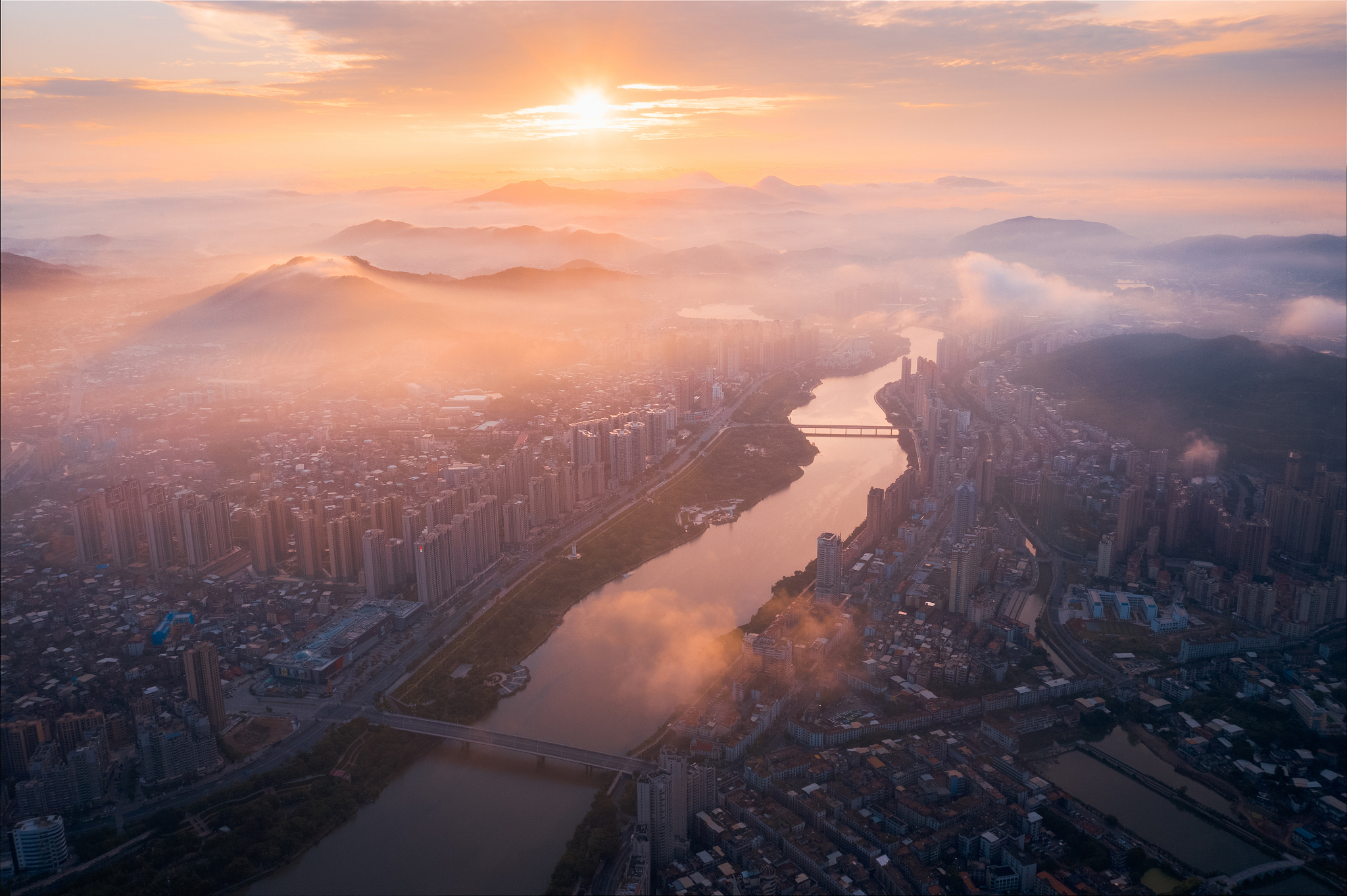 南安媒体曝光求助热线平台：你的问题，我们来帮你解决