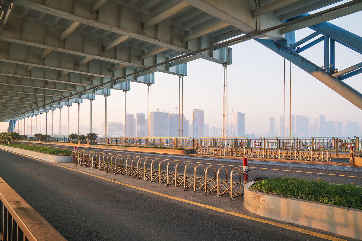 辽宁城市建设职业技术学院道路桥梁工程技术专业就业前景如何