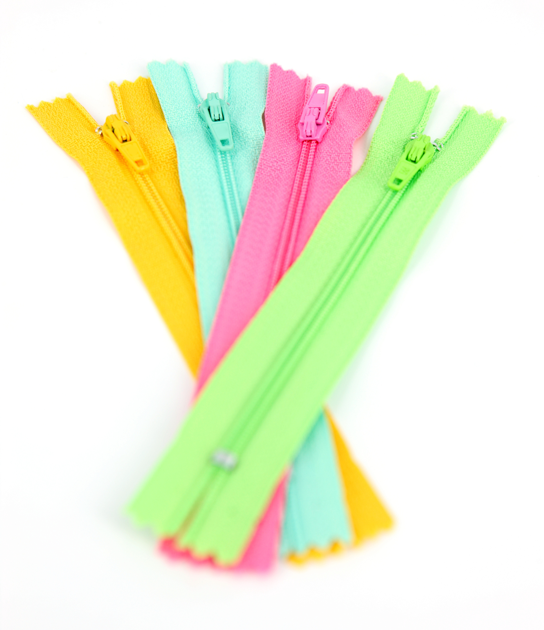 mulitcoloured zips