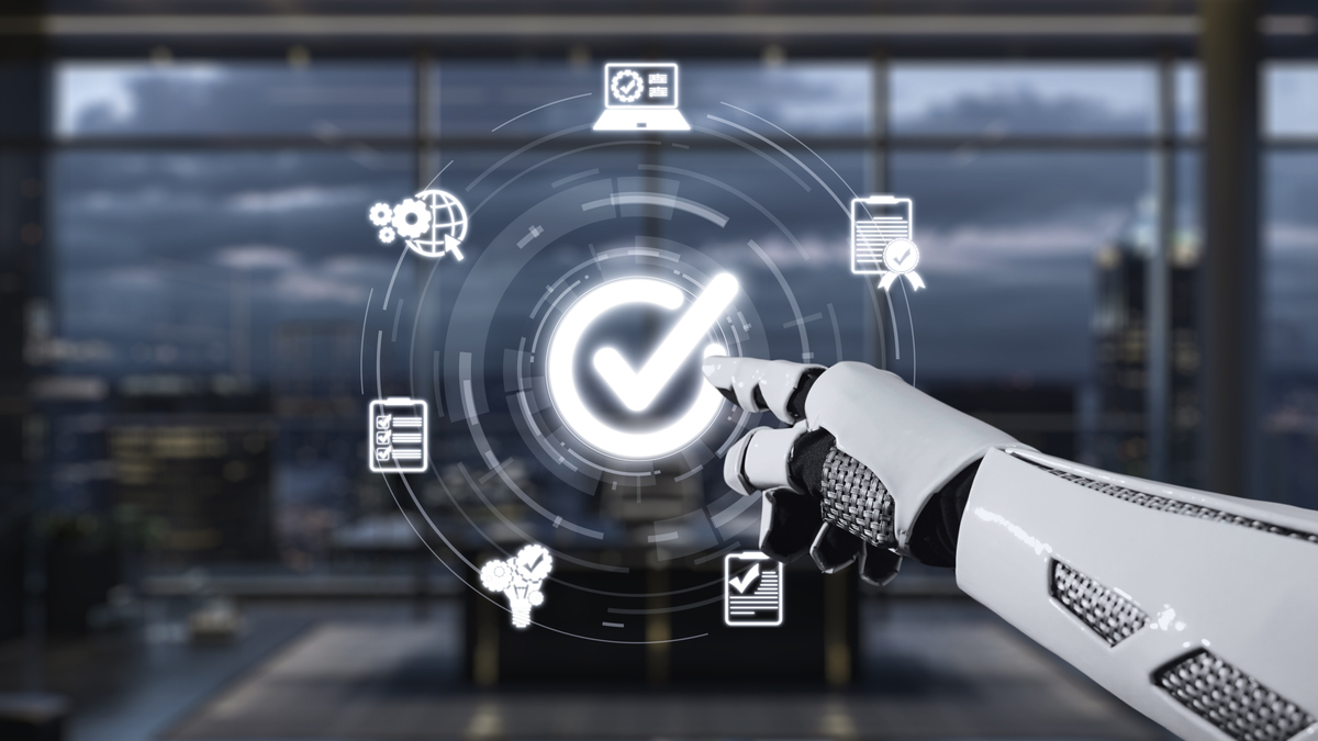 提出对于新媒体运营从业者、企业和政策制定者的建议以应对AI对新媒体运营发展带来的挑战和机遇。