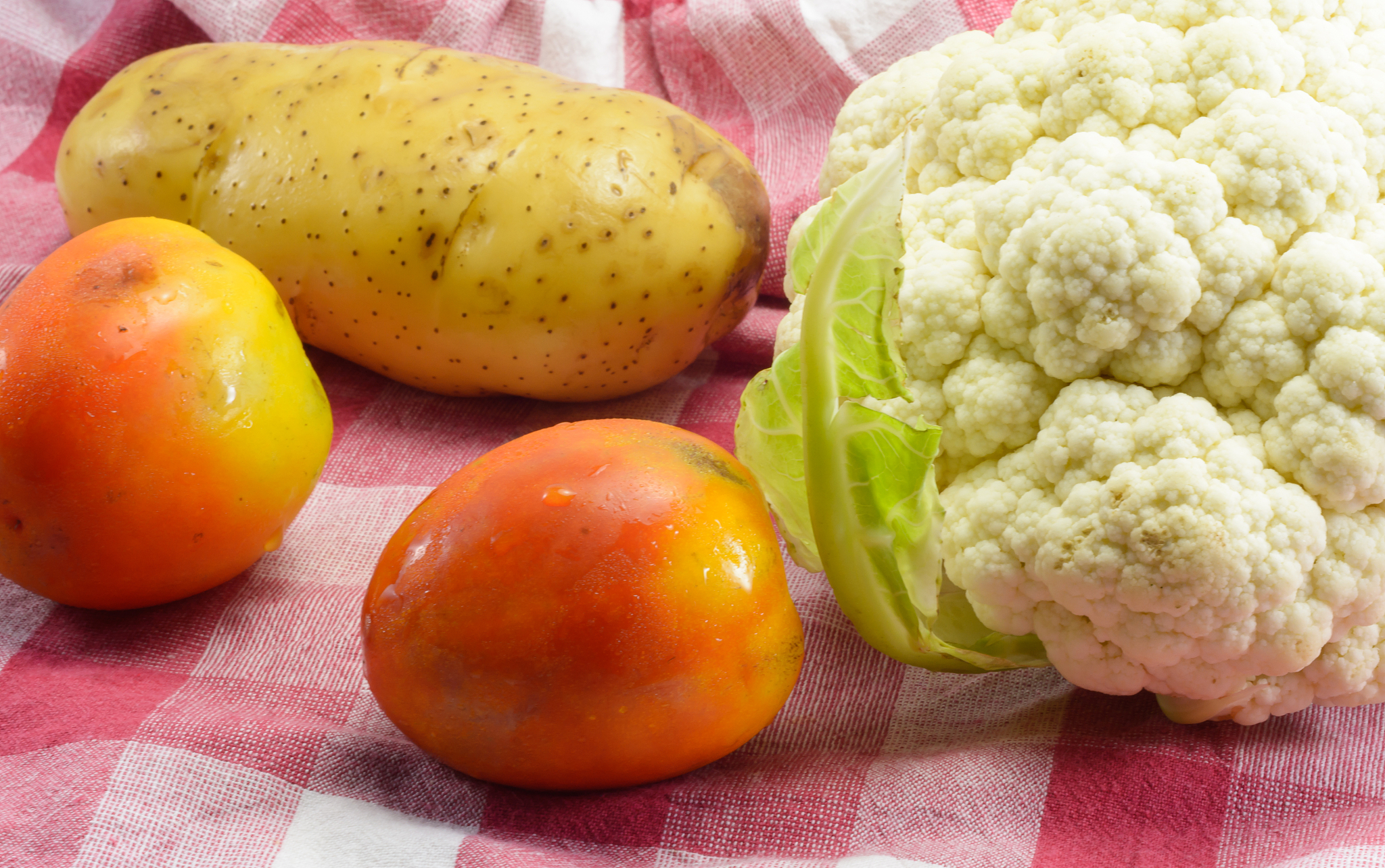 土豆变绿还能吃吗？专家揭秘真相！