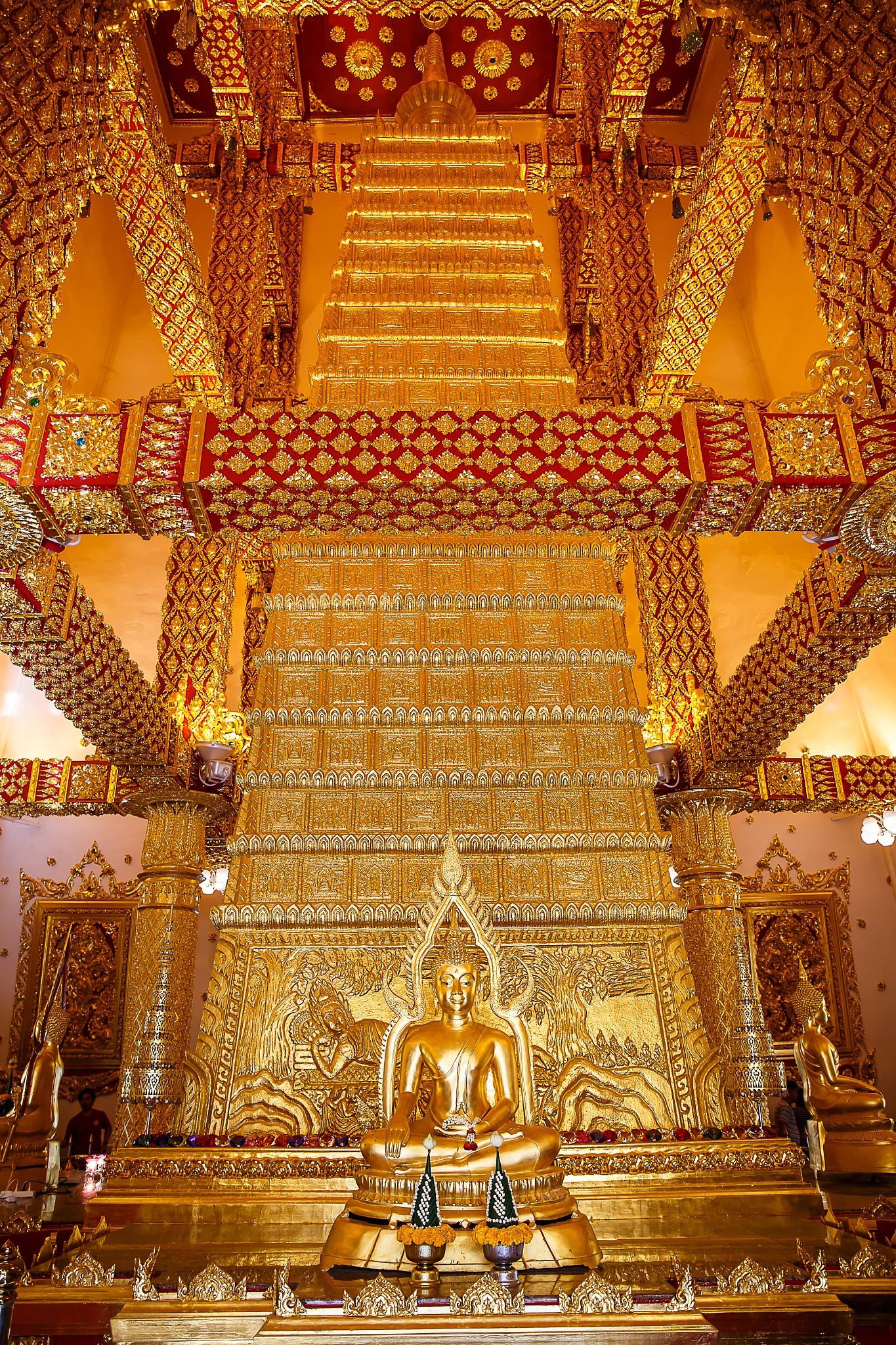thai art in pagoda at phrathat nong bua temple.