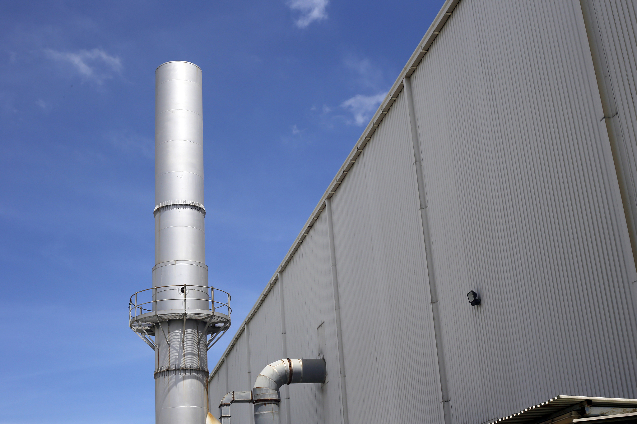 涂装废气治理方案：低浓度大风量VOCs废气处理难点及组合工艺