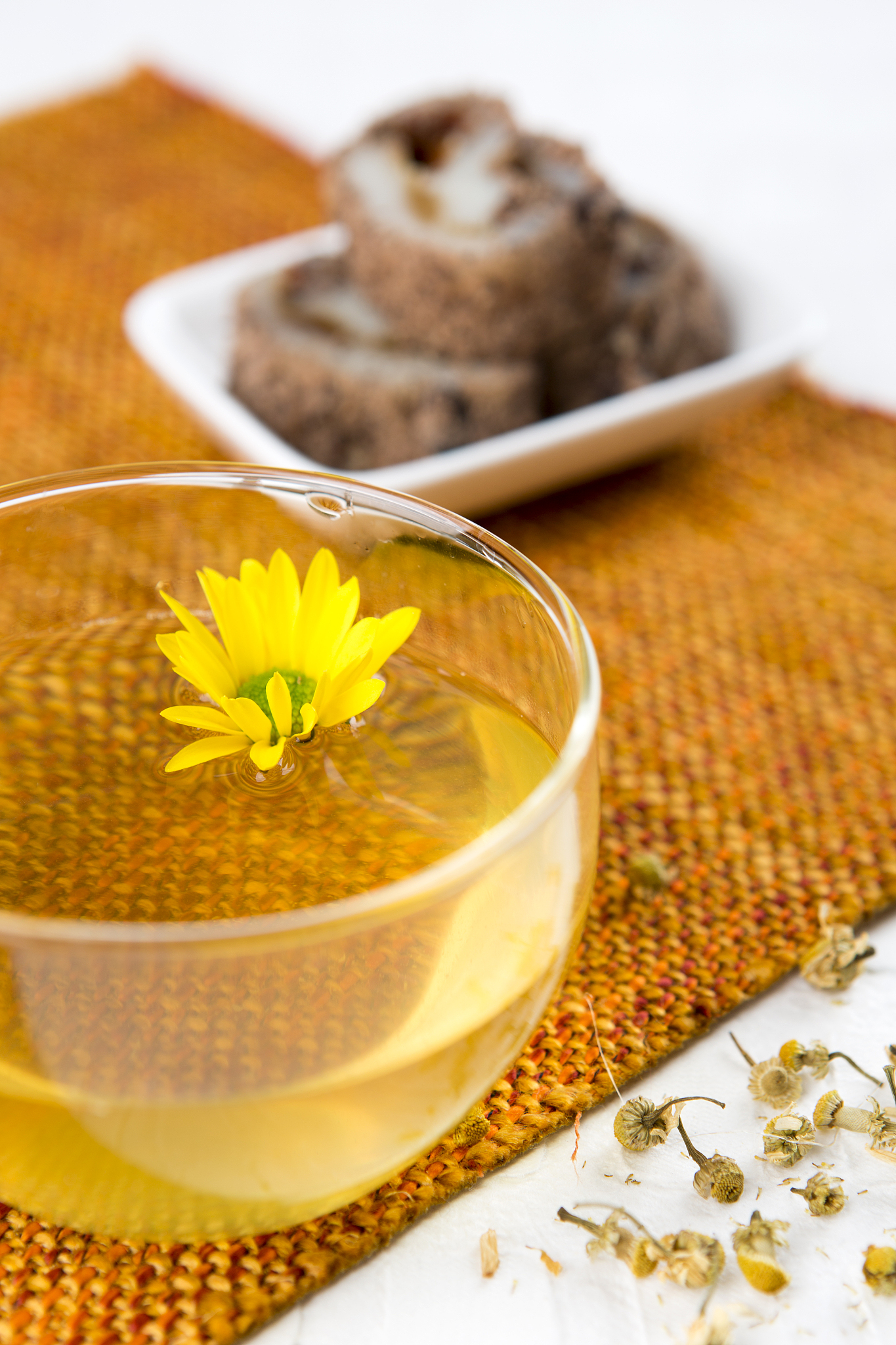 请写一段js hook cookie 的代码