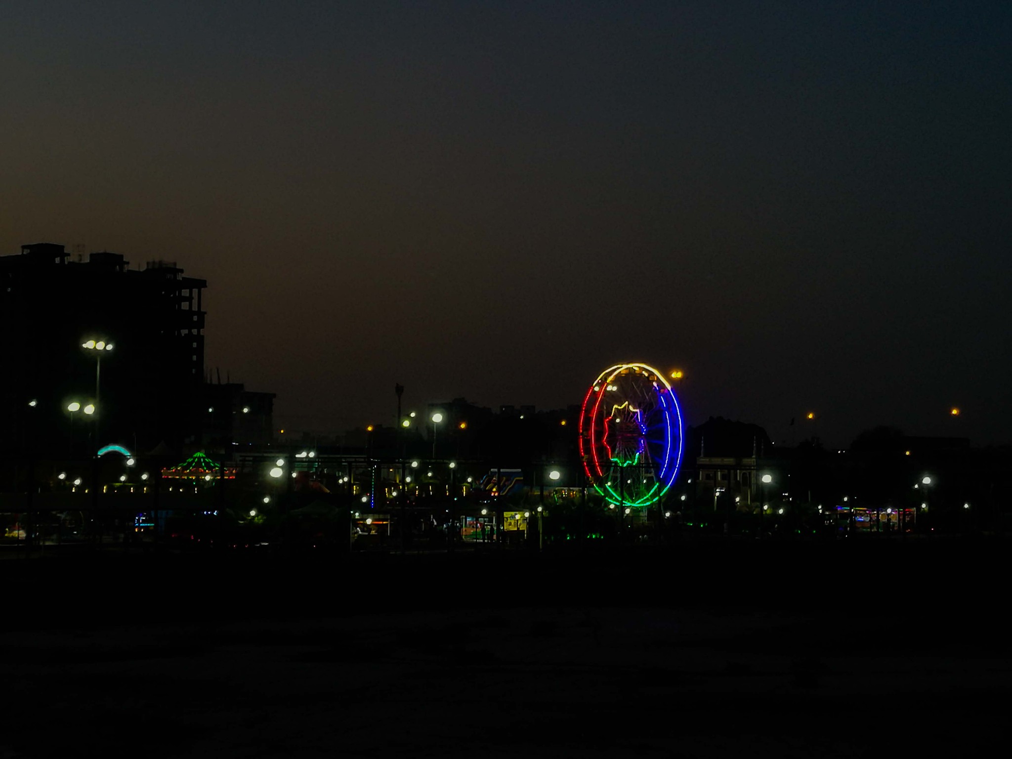 运用数据整合能力安排一个从四川德阳途径成都经停江西最后到达湖南的最便宜的行程路线