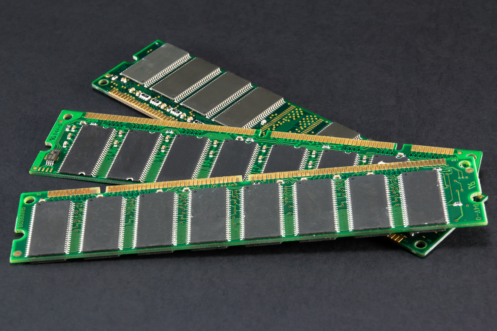 逆水寒怎么在电脑上玩吗