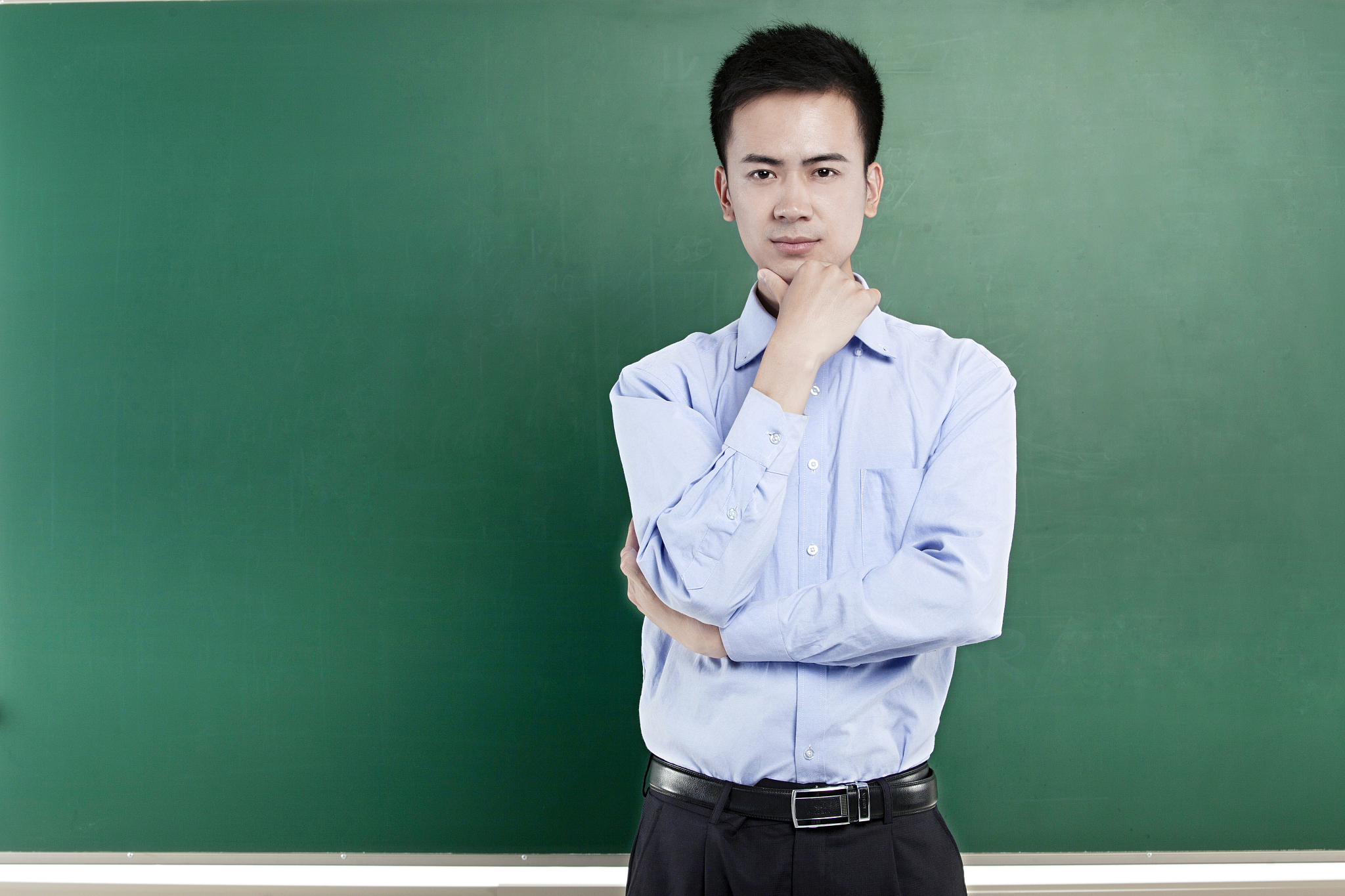 重庆男生可以学幼师吗？| 探索男性幼师的独特优势和挑战