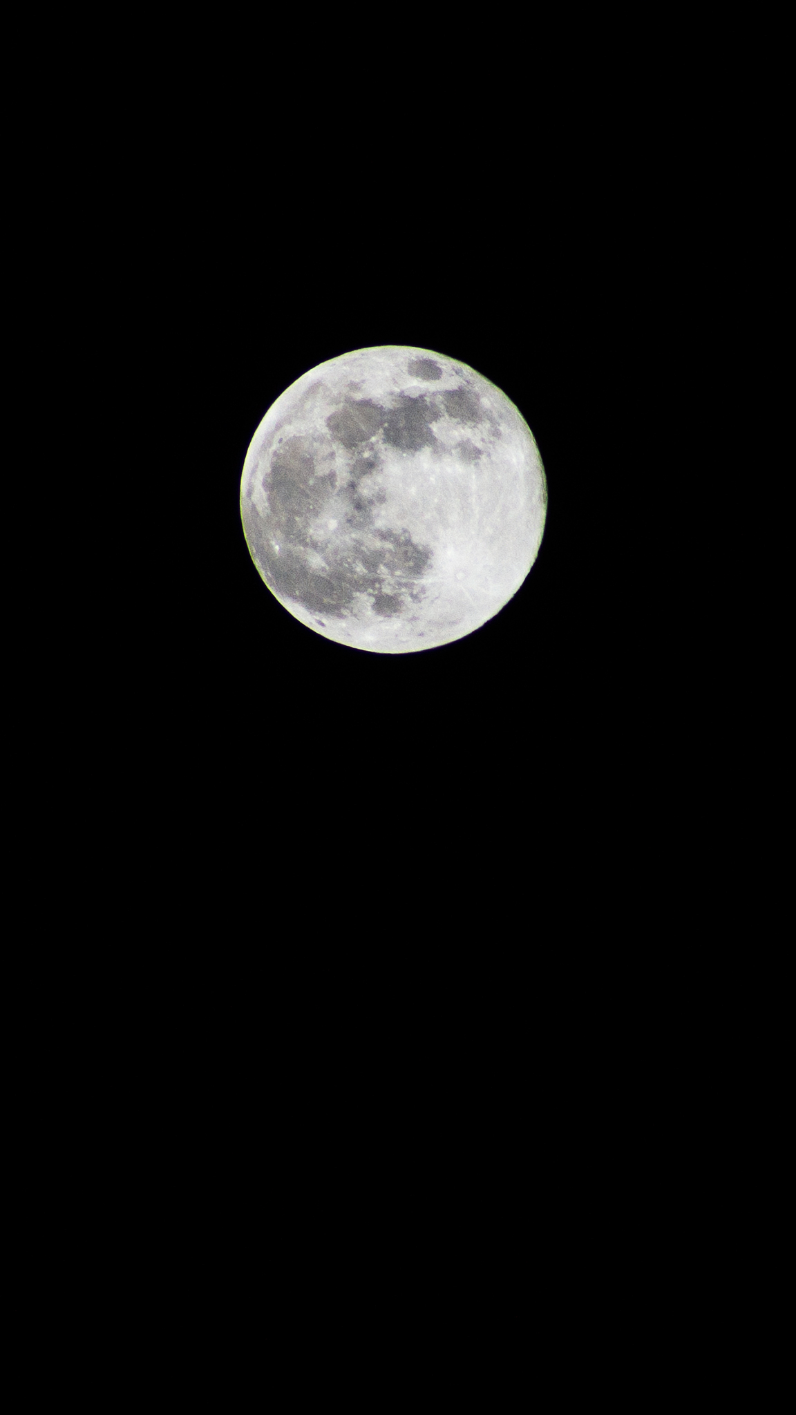 full moon in the black sky.