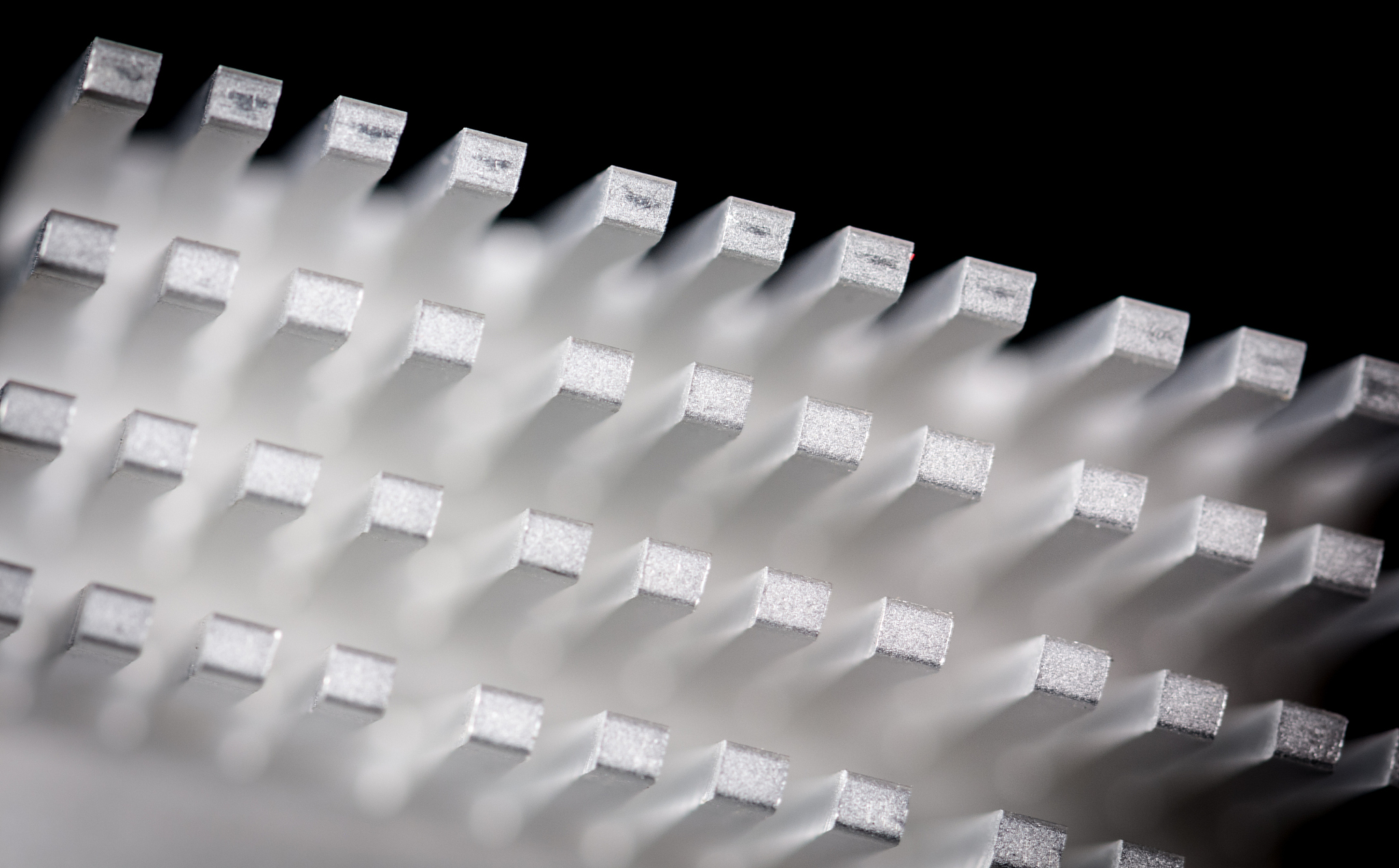 Ecoflex、Dragon Skin、PDMS 和镓铟锡合金的热膨胀系数