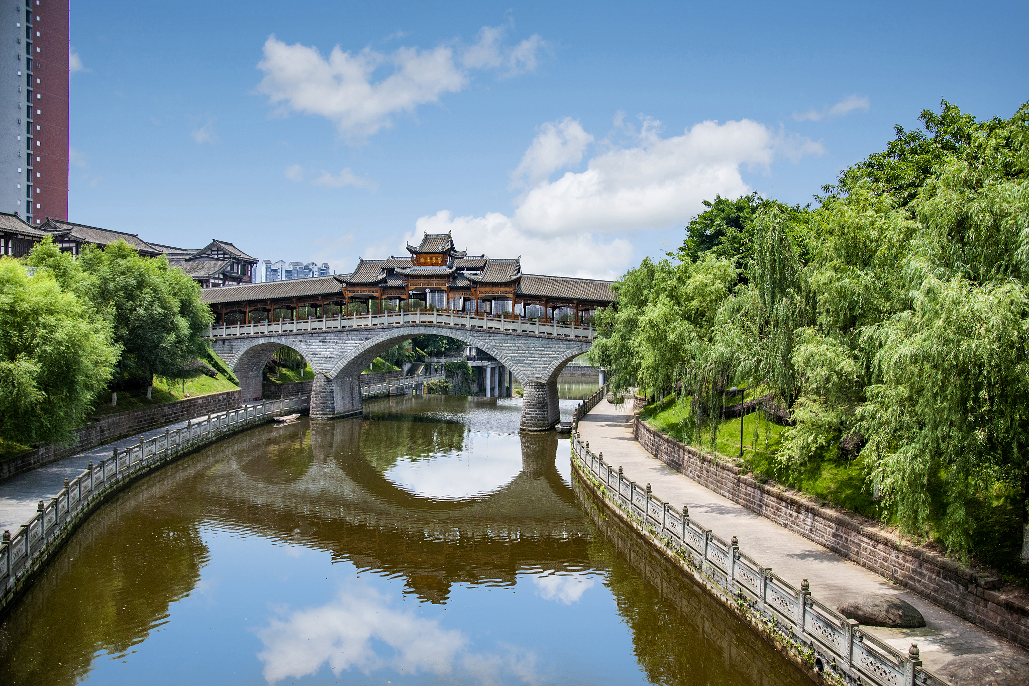 重庆荣昌区职业教育中心春季招生简章 - 2023年招生简章