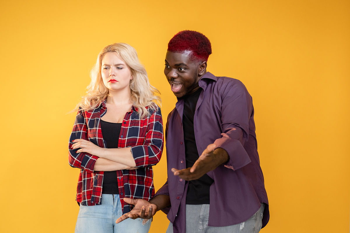 文化输出：定义、途径、影响及挑战