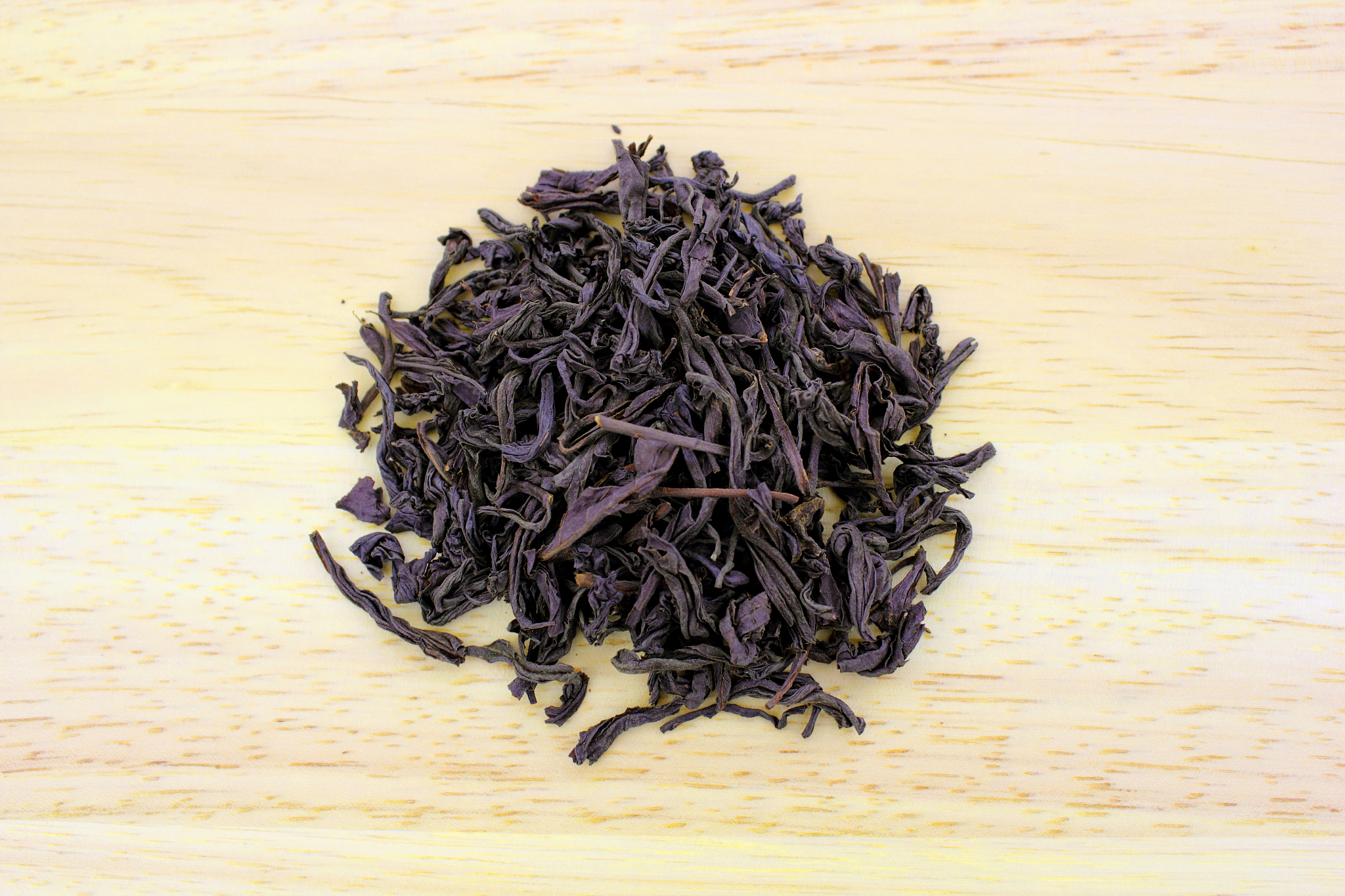 祁门红茶：中国五大名茶之一，香气浓郁，滋味鲜爽