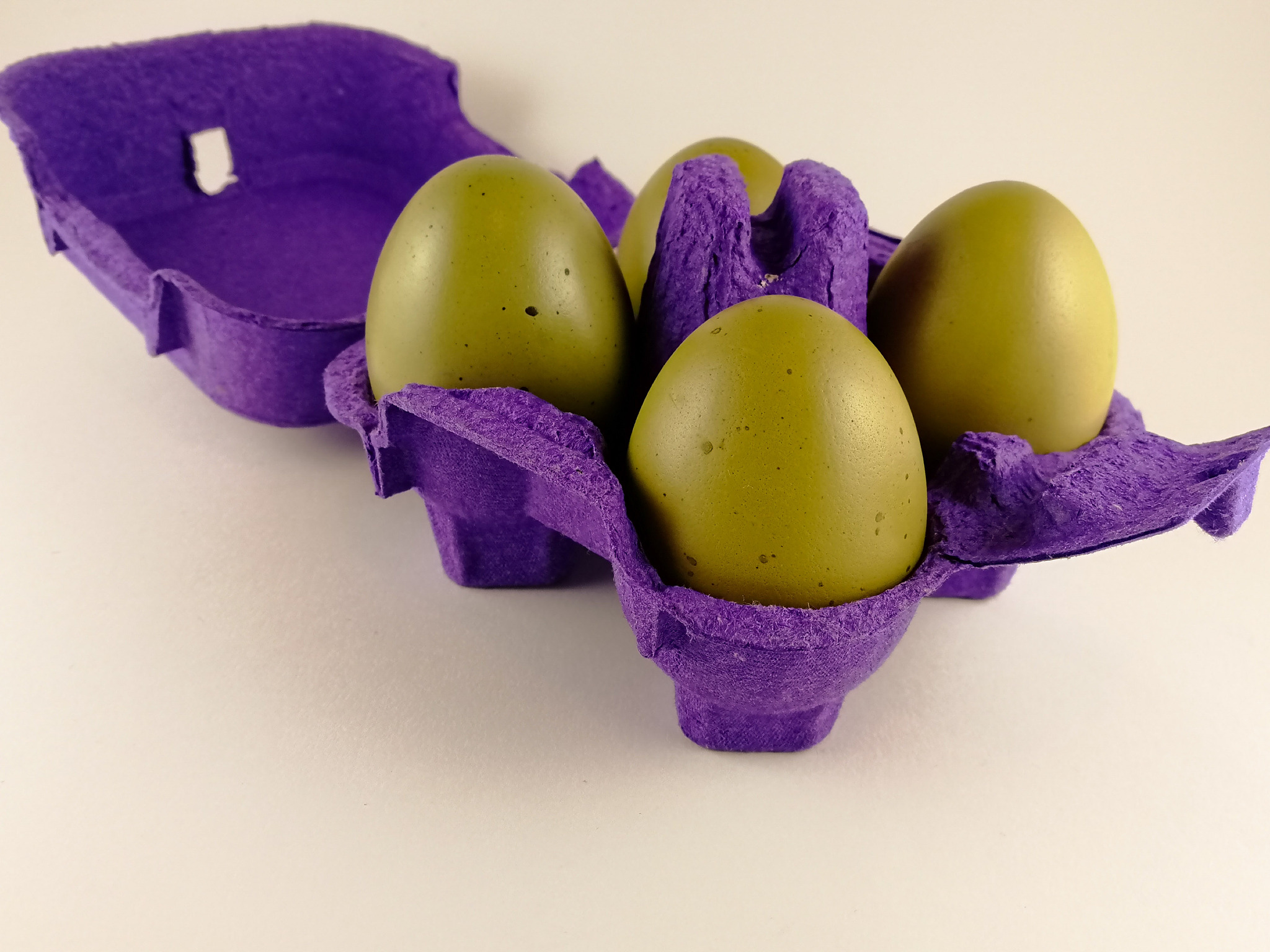 玩具解压包子是一种非常受欢迎的解压玩具。它的外形与真正的包子十分相似外皮松软内部填充着海绵材料非常适合揉捏和挤压。玩具解压包子的外皮质地柔软触感非常舒适可以让人放松身心。它的尺寸适中可以轻松放入口袋或包包中随时随地进行解压。不仅如此玩具解压包子还有多种颜色和形状可供选择满足了不同人群的喜好。玩具解压包子的最大特点是它的可挤压性。当我们感到压力大或焦虑时只需要握住玩具解压包子用力挤压就可以缓解情绪。