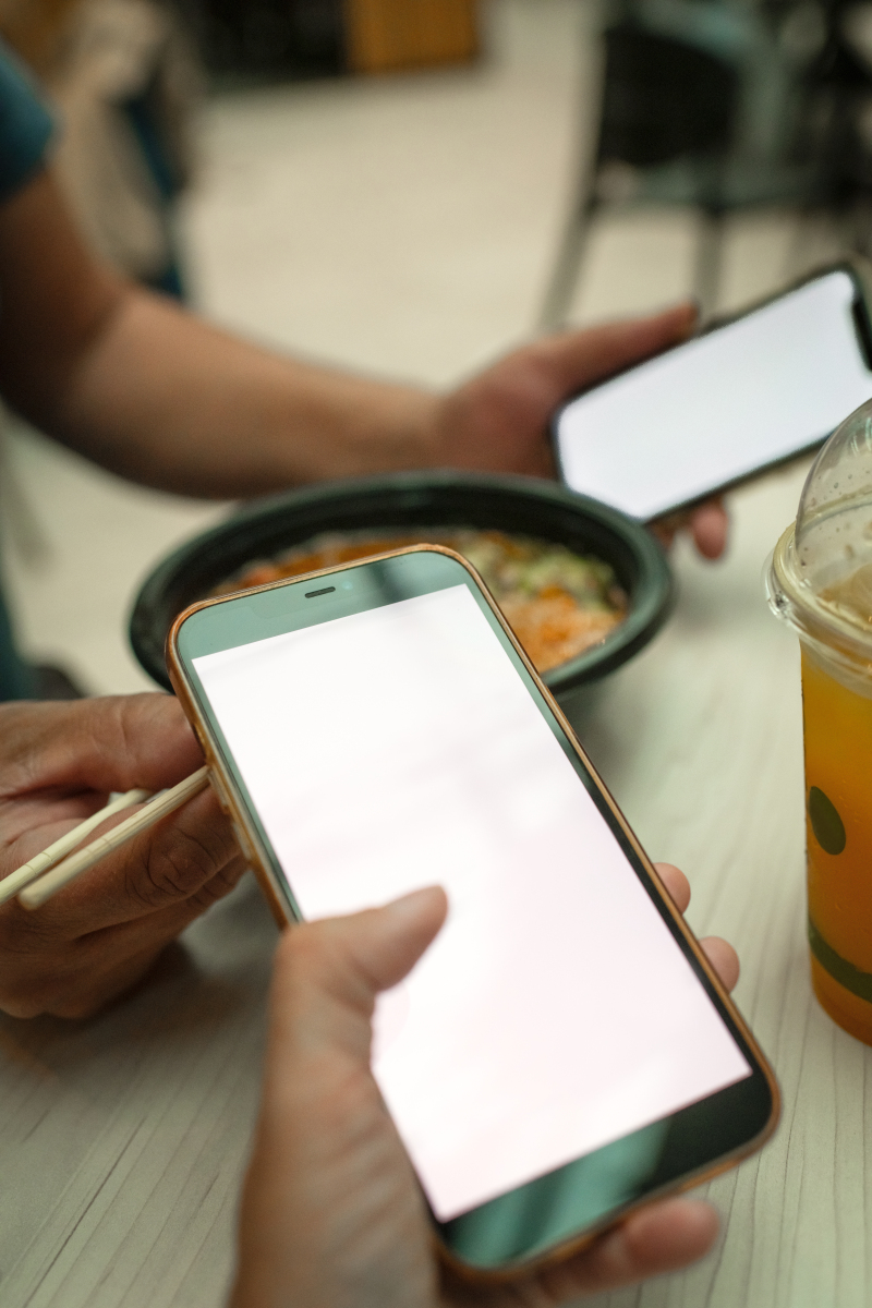 手机声音沙哑怎么回事如何调整