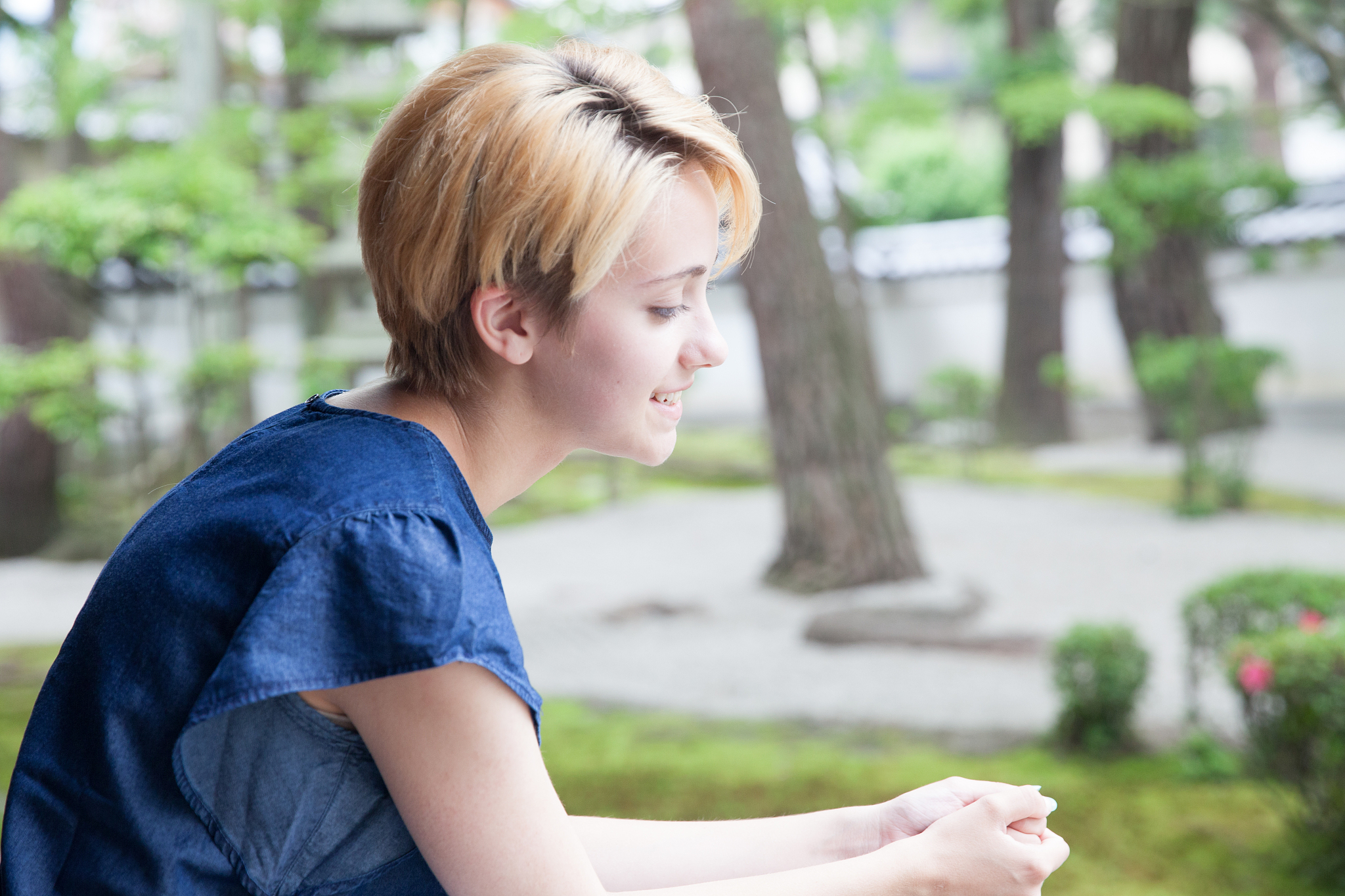 探究游客感知纬度对旅游体验的影响：基于文化差异、服务质量和景区环境的视角文献综述