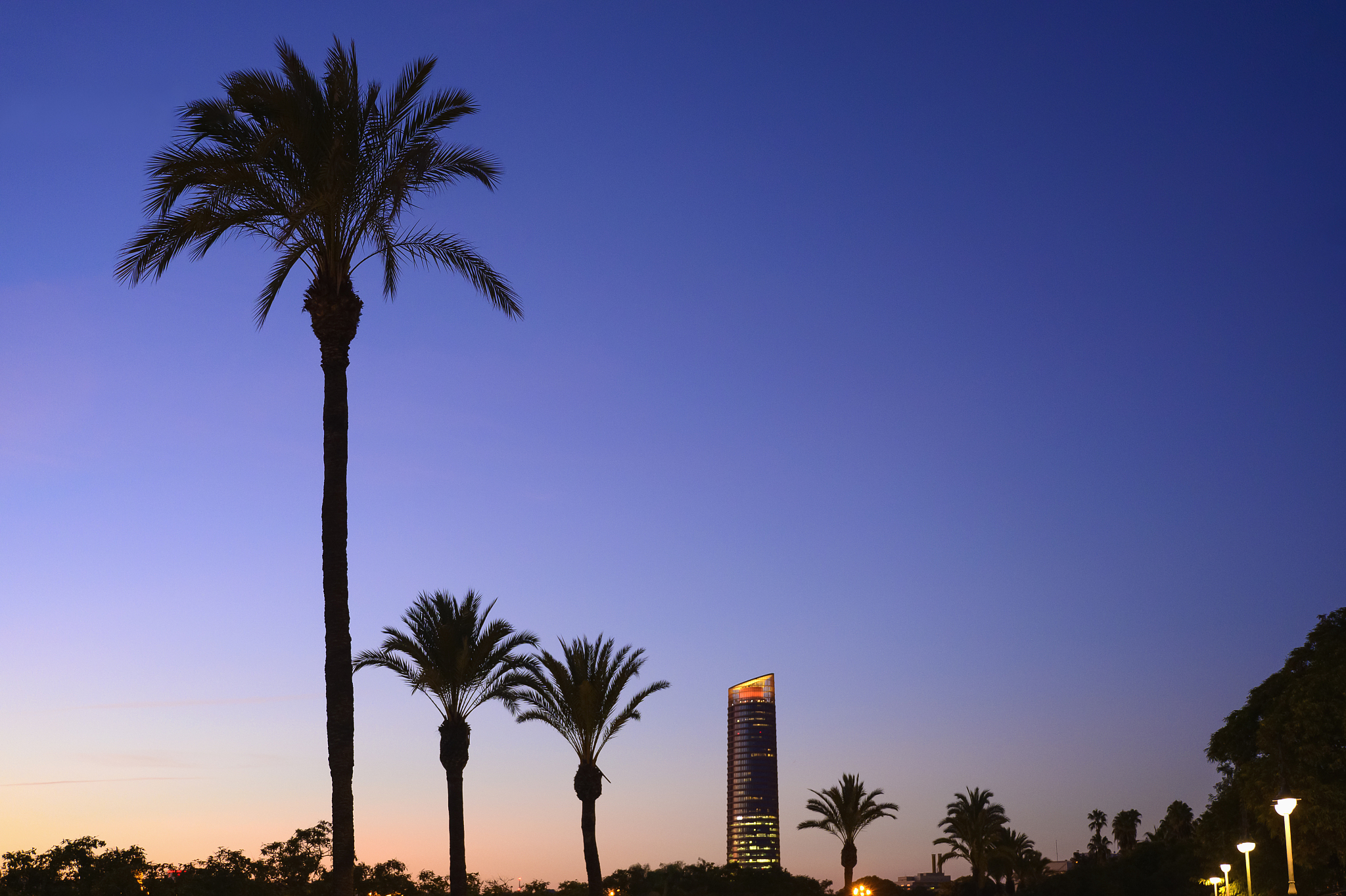 spain, andalusia, seville, view along paseo alcalde marques de c