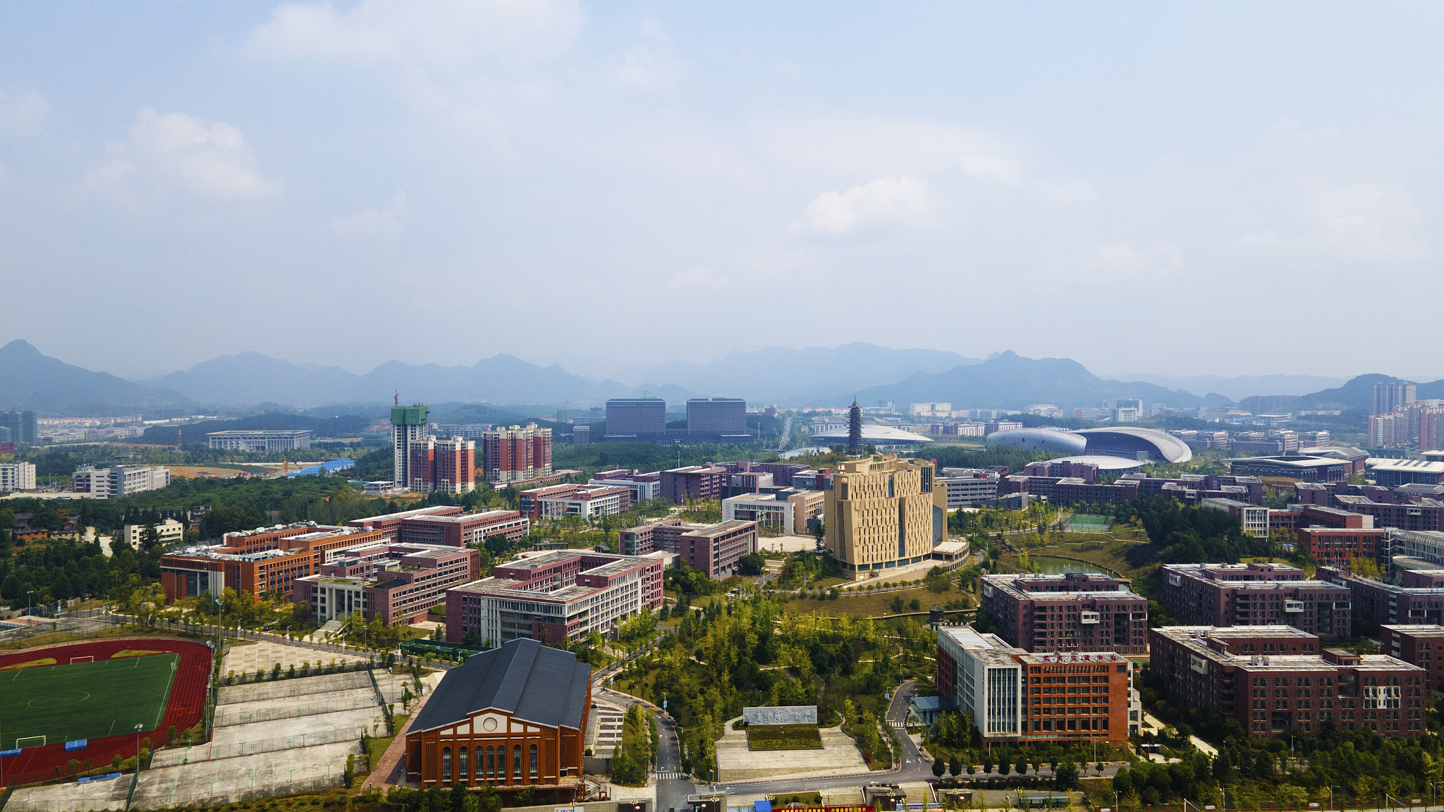 在贵州省读广播影视节目制作专业可以去哪些学校