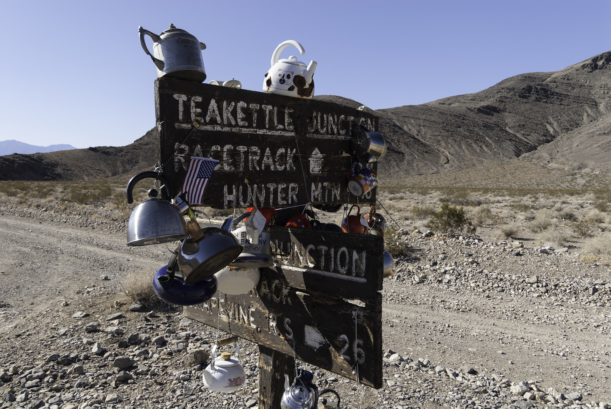 在正午的荒漠上如何保护好自己人体可能会因为哪些原因而昏倒甚至暴毙荒野