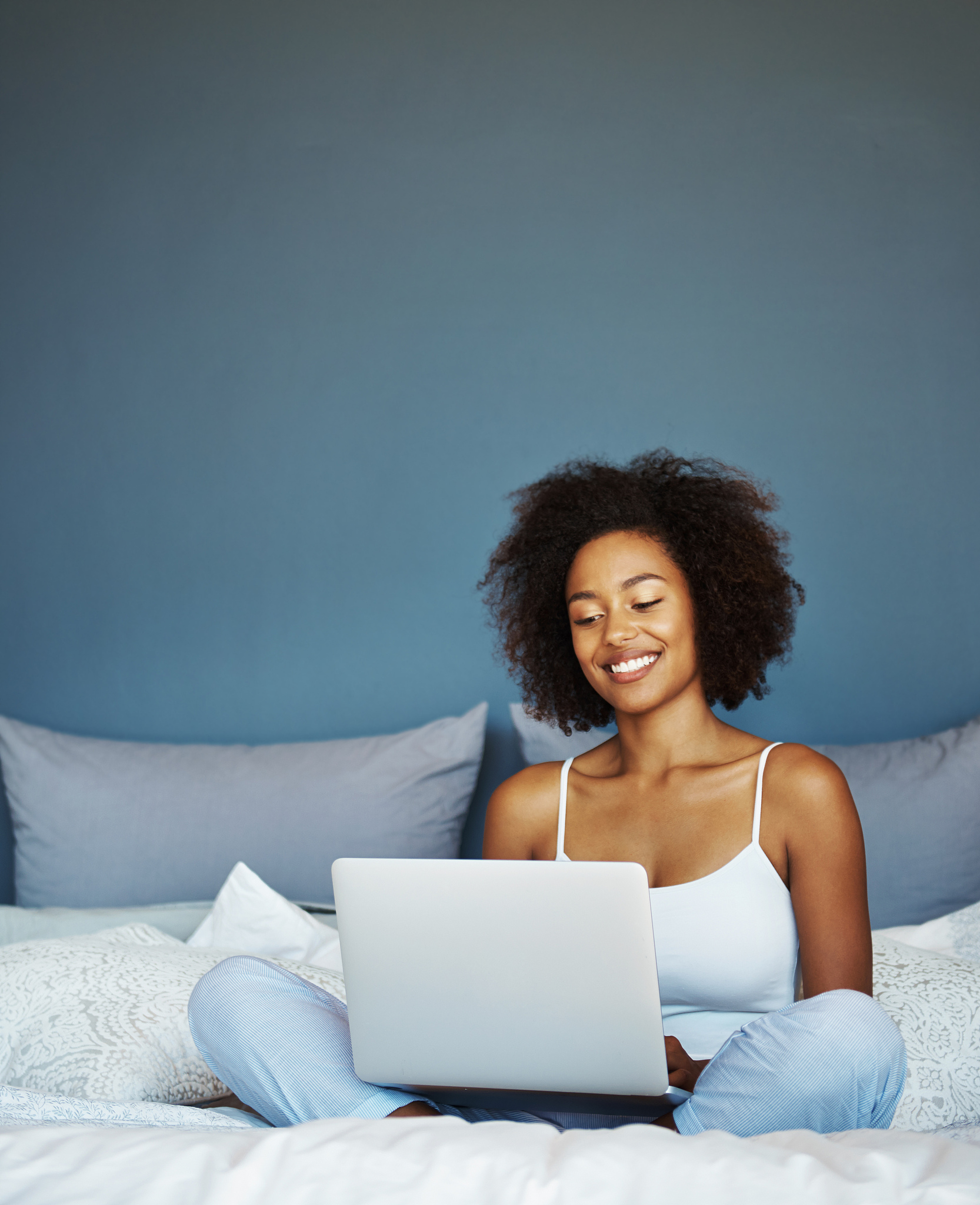 blogging in bed