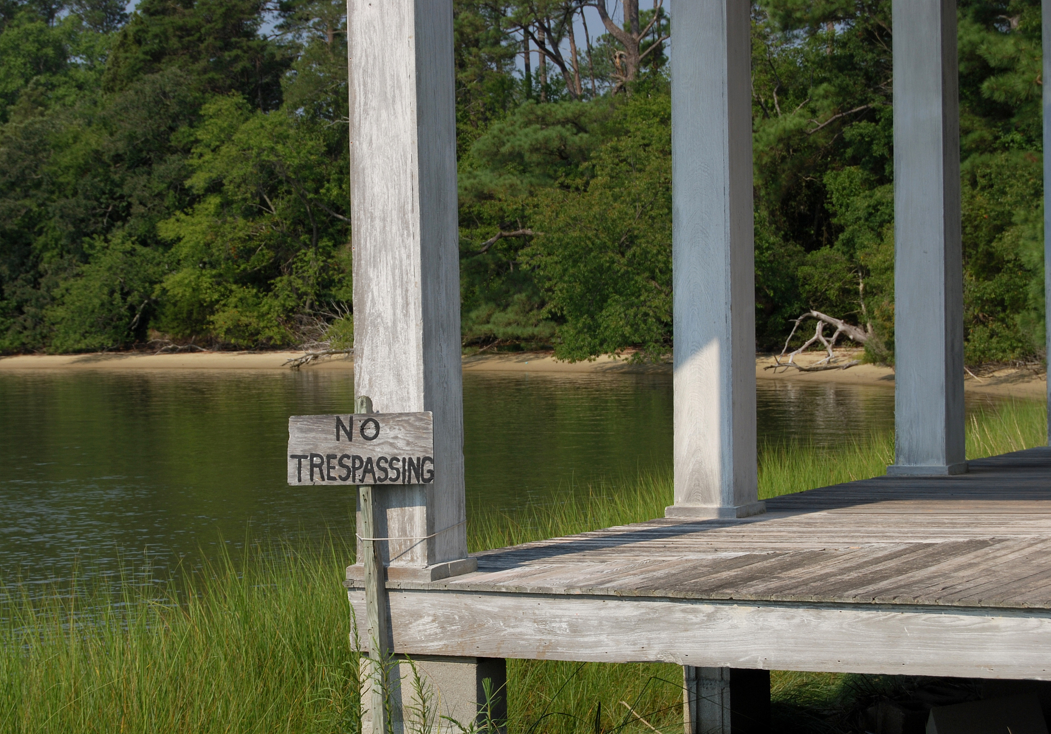 气无所不入．水无所不出于经．虚无柔弱．无所不通．无有不可穷．至柔不可折．以此推之故知无为之有益也．主旨是什么