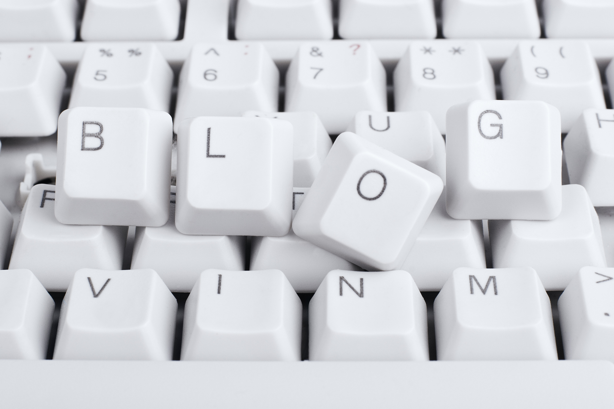 start blog, stand out of the crowd!