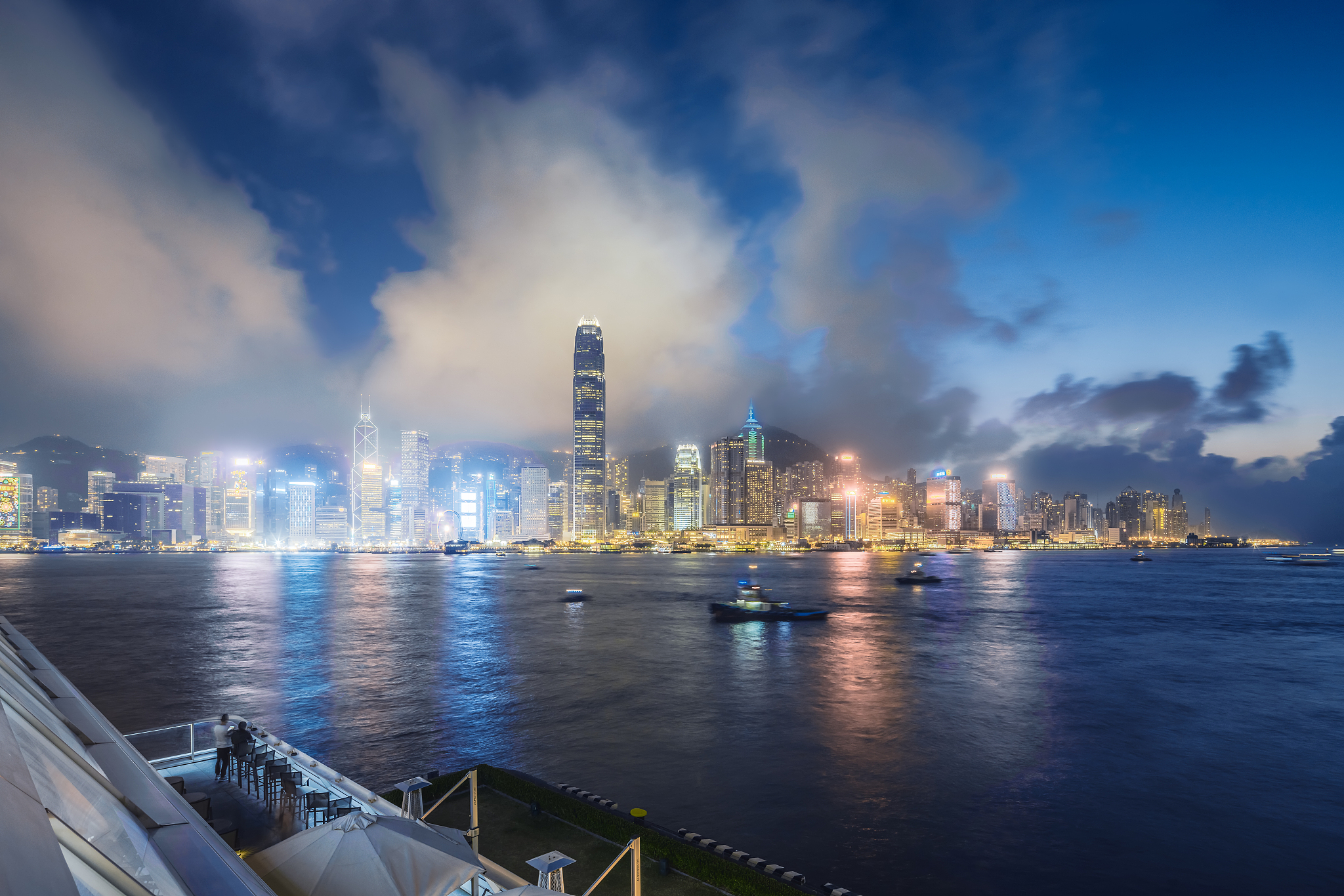 hong kong at night