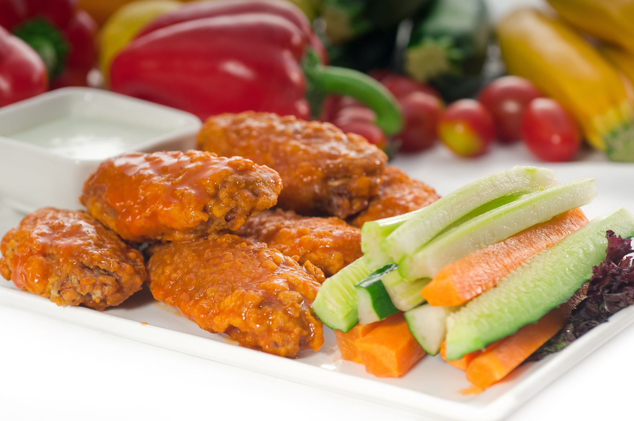 buffalo chicken wings served with pinzimonio