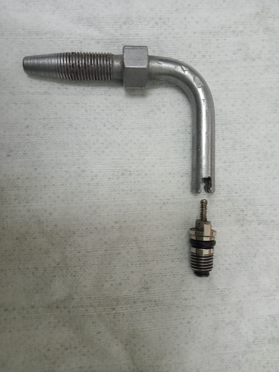 360度旋转水龙头延长管 4分接口 20cm 长度 轻松使用