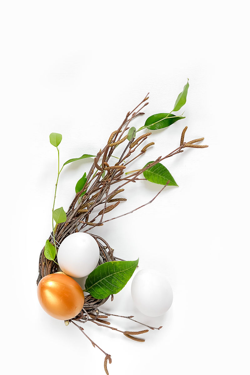 连云港市媒体曝光求助热线电话是多少？老百姓有困难怎么办？回答必须在1000字左右的文章