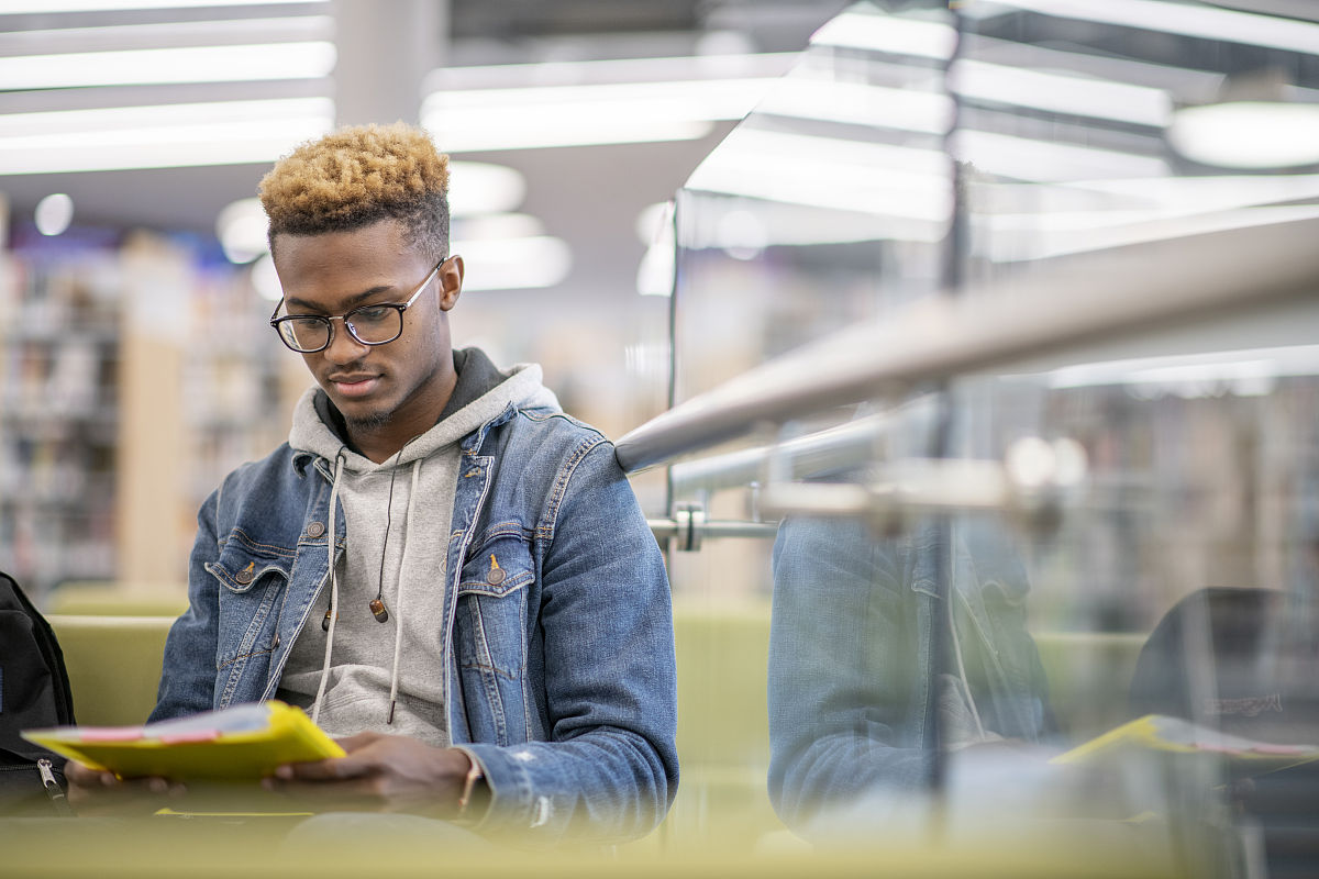 如何找到学习的乐趣？——谈初中生积极学习态度的重要性