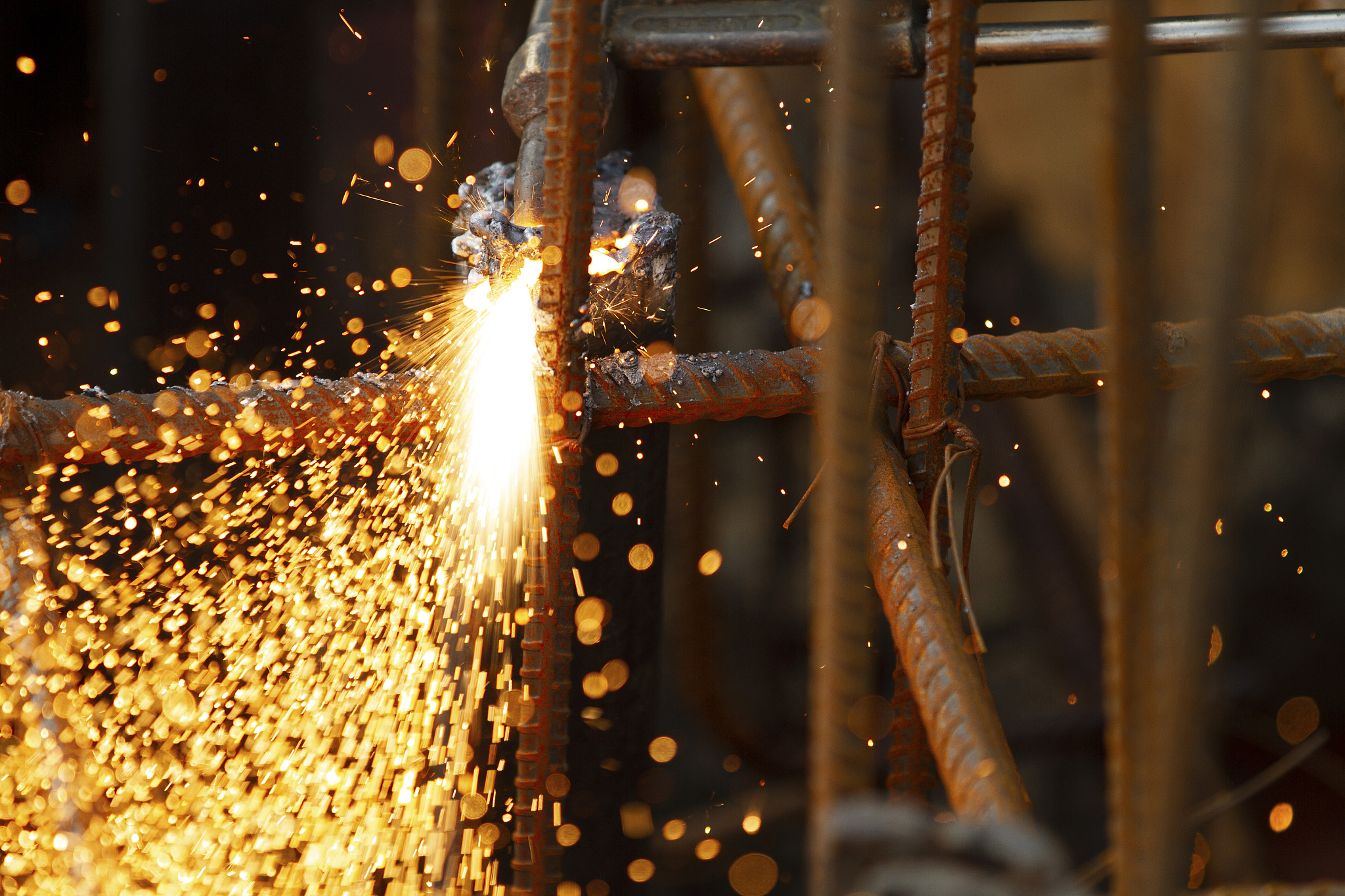 铁在氧气中燃烧为什么要加水