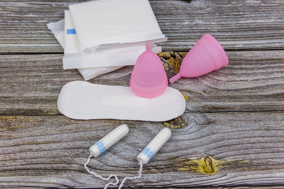 男人说想帮我换一次卫生棉条，