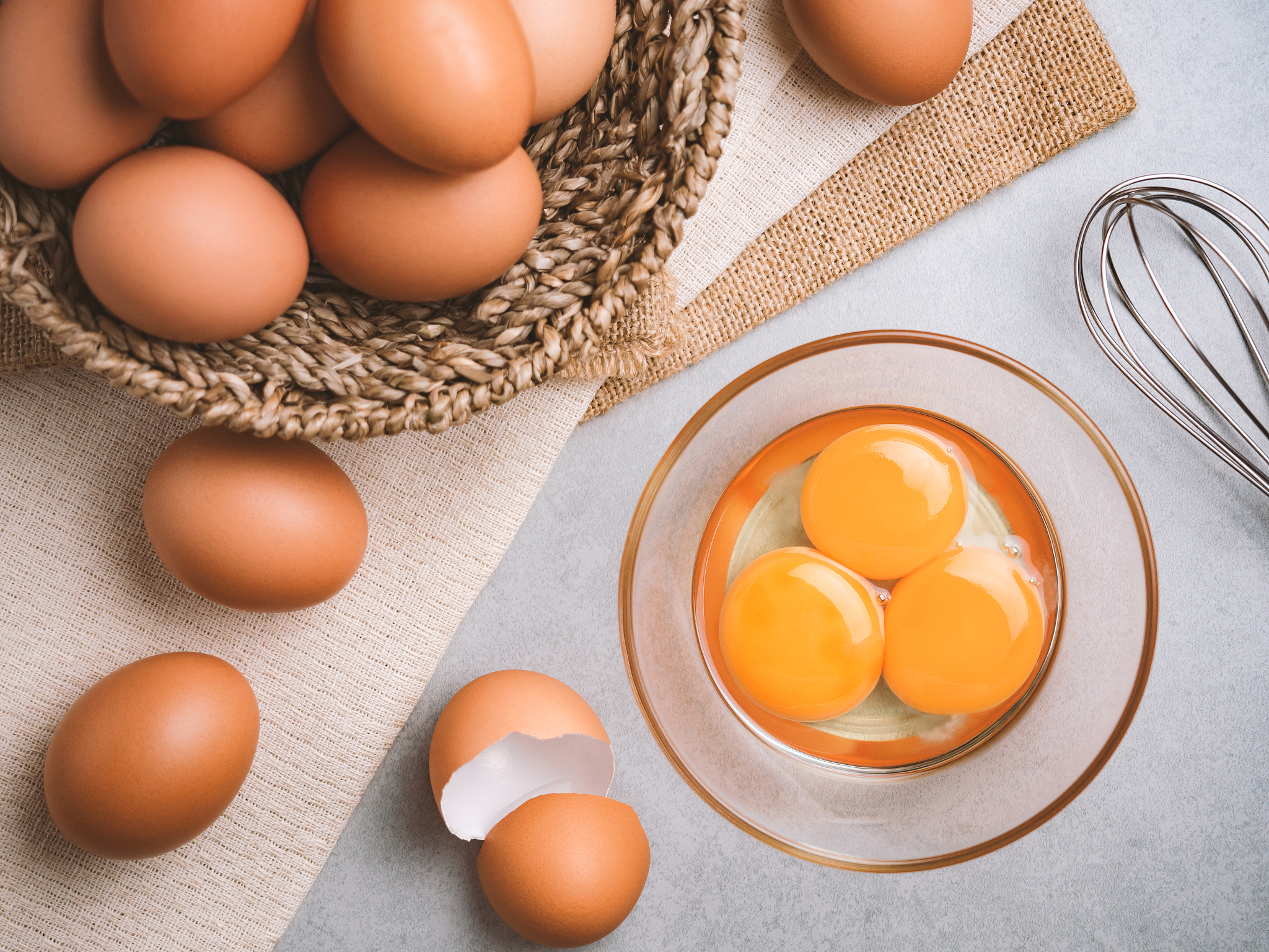 organic chicken eggs food ingredients concept